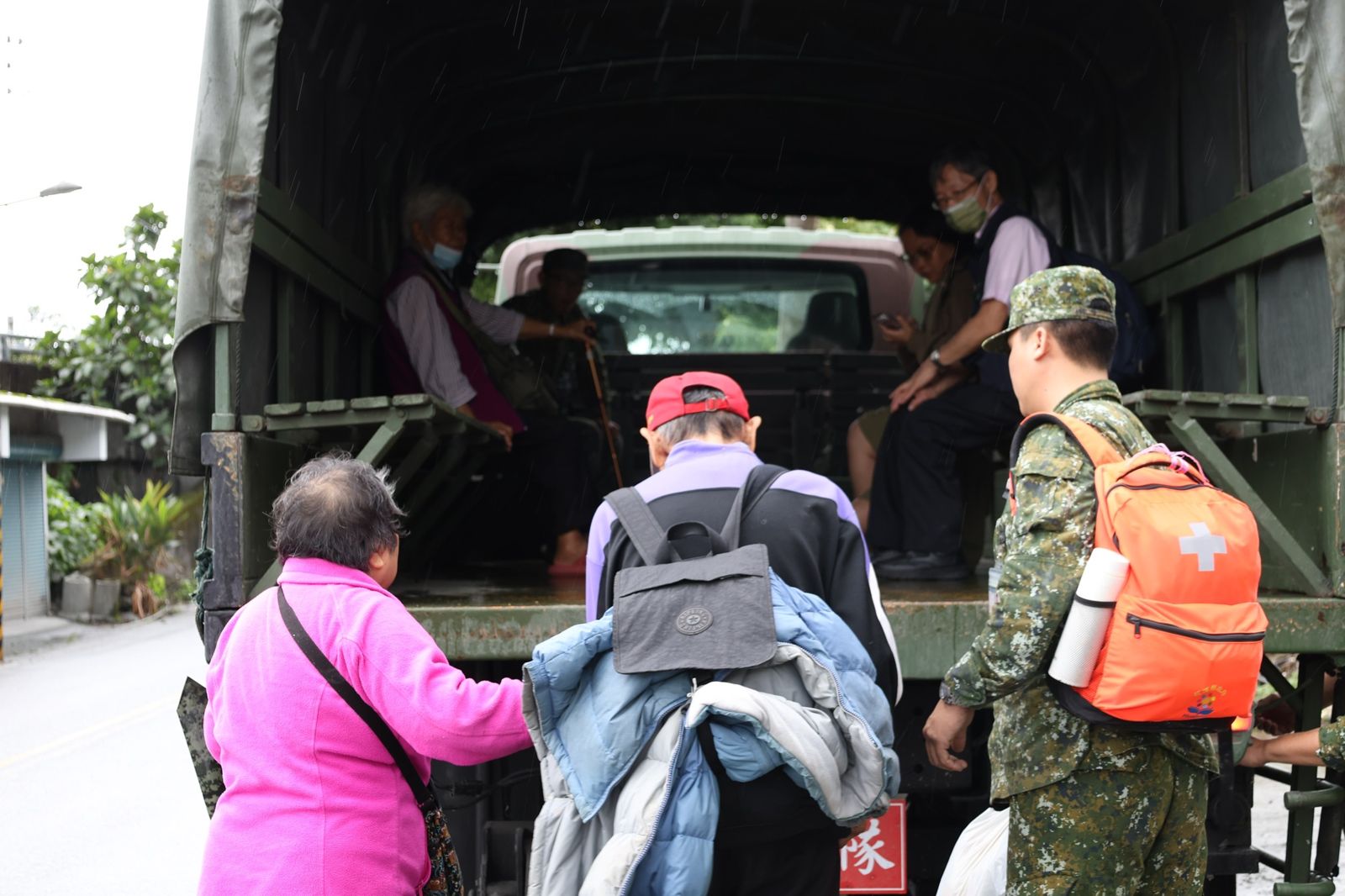 「鳳凰」颱風襲台　陸軍：救災視同作戰協助民眾守護家園
