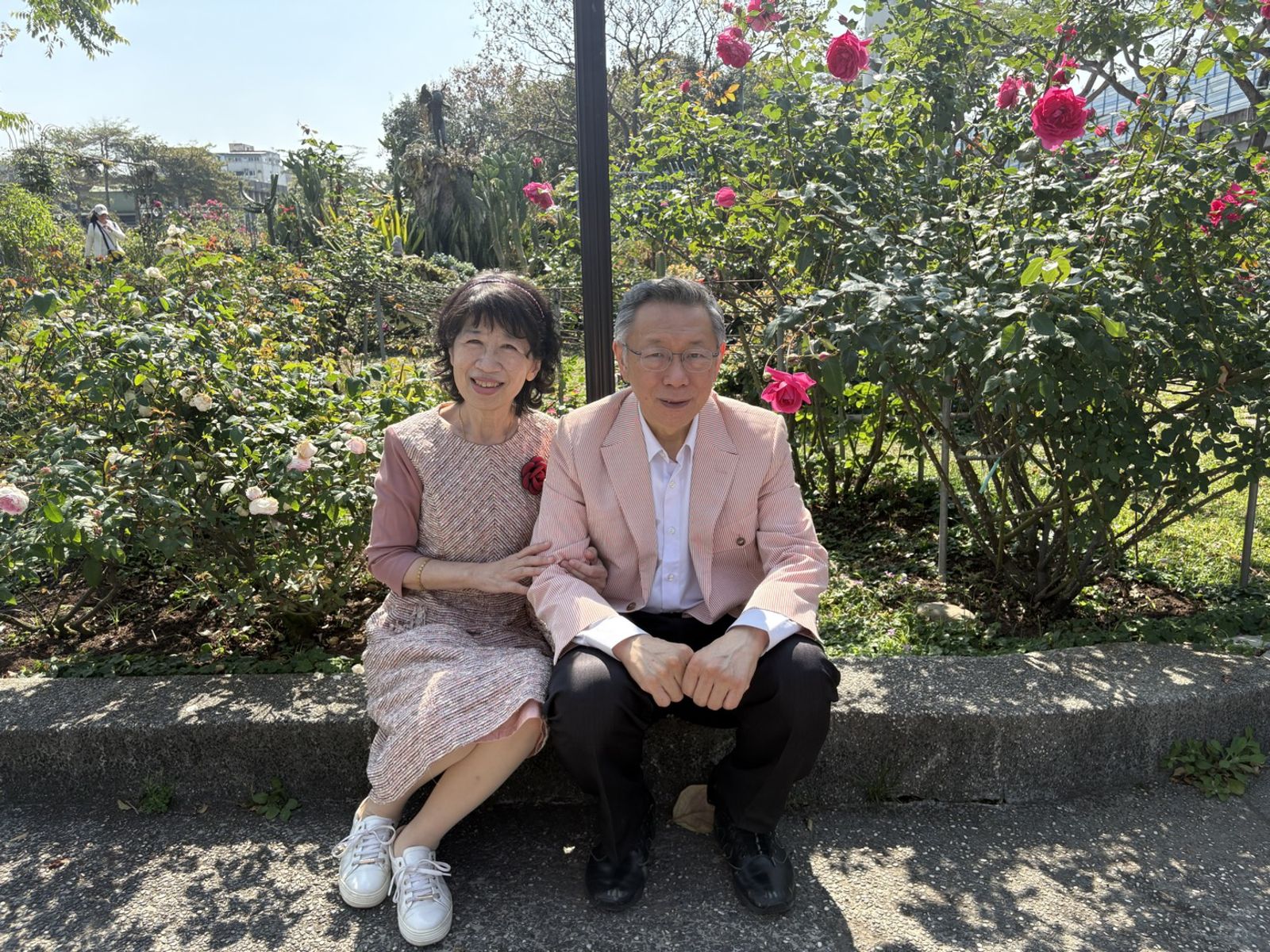 怨法官讓柯文哲成「賤人賤狗」　陳佩琪遭嗆「快去擦地板」竟回：今天擦完了