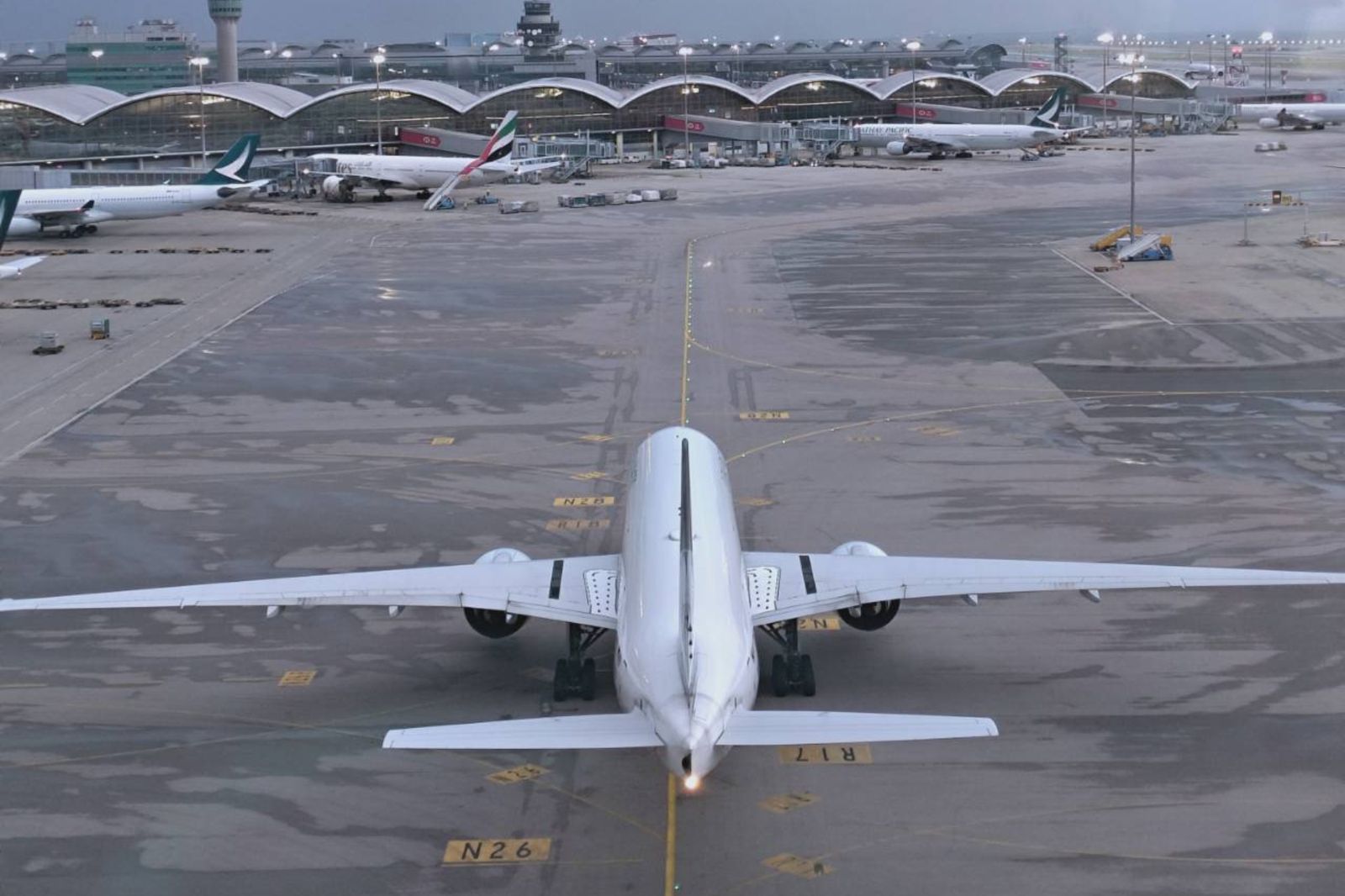 台籍男女檔香港轉機「面交登機證」助陸客偷渡澳洲 被逮不認遭揪:一個月爽玩港澳2次