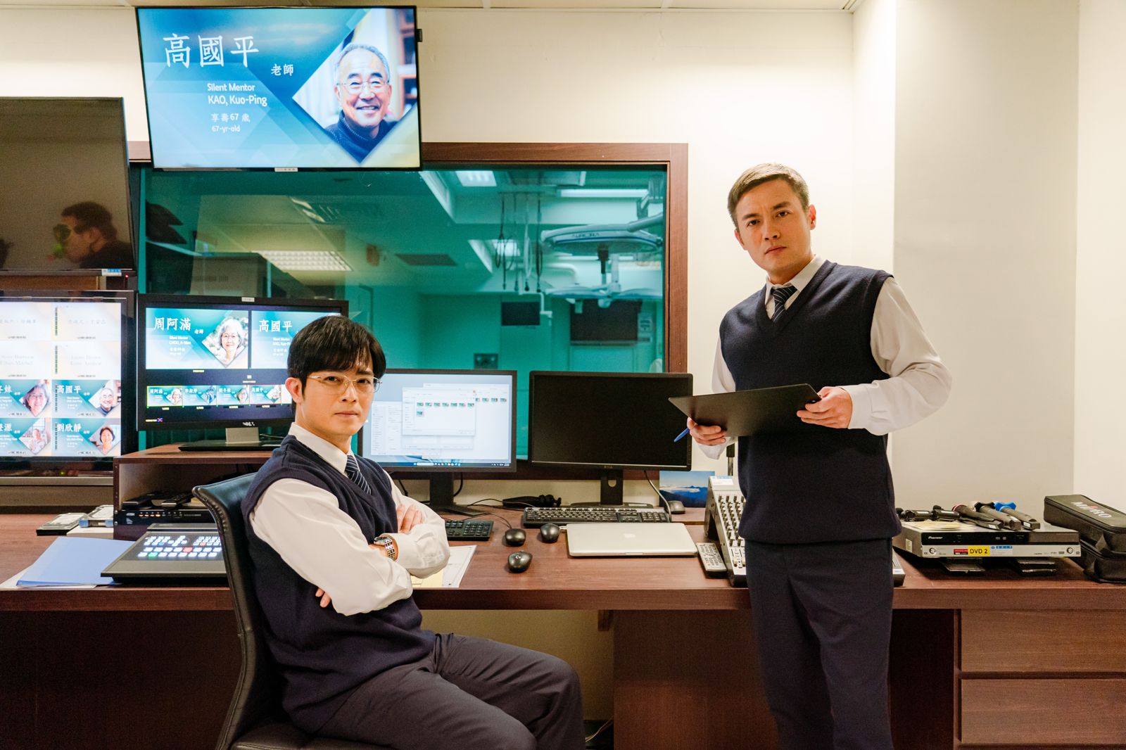 直擊大體老師啟用典禮!范逸臣四周全是真實標本 莊嚴「送靈儀式」揭密職人淚點