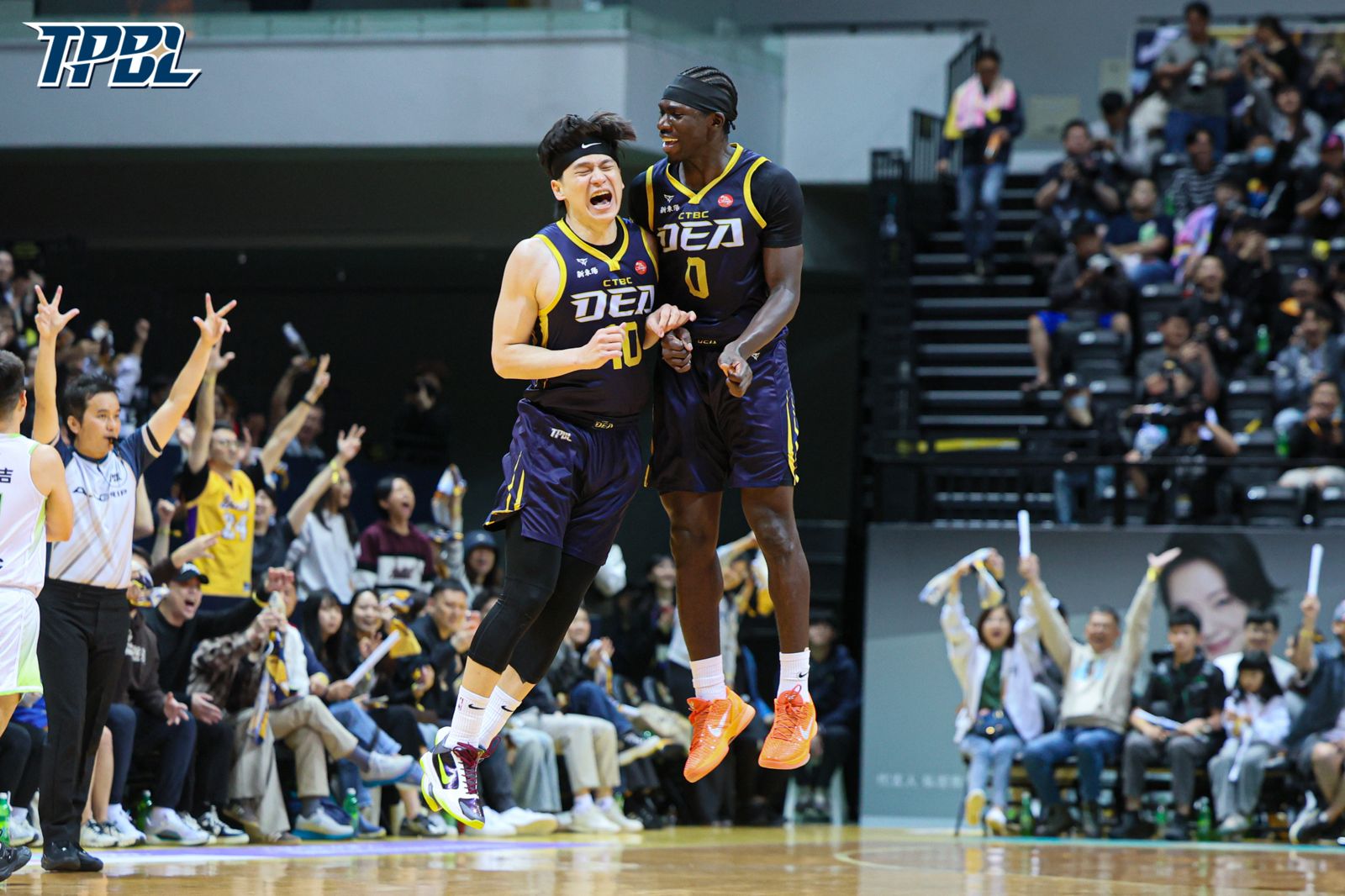 謝亞軒回神轟19分中信救特攻！新造型神似海南阿牧　變「髮」背後有故事