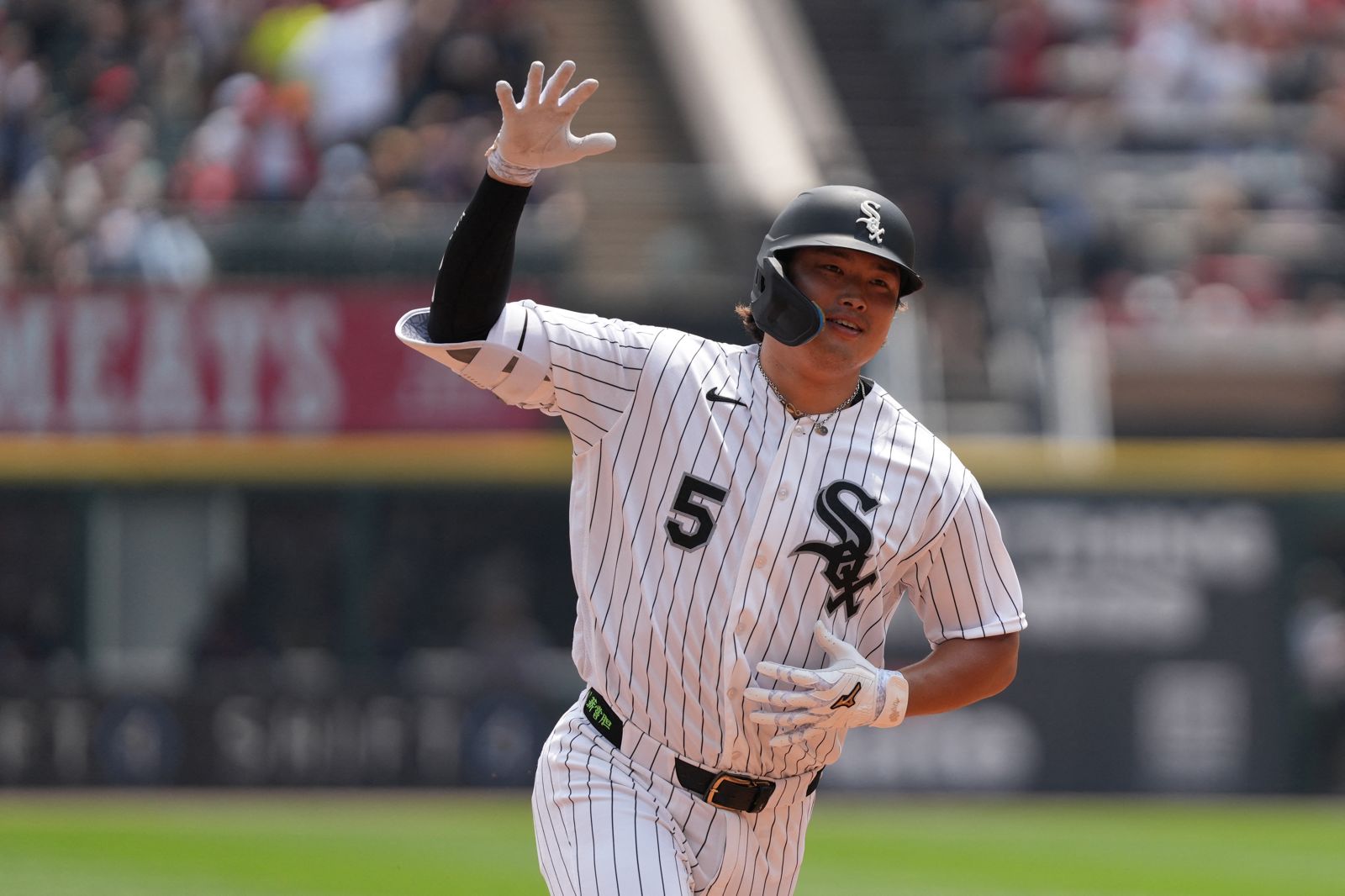 村上宗隆又炸裂!日本打者百轟達標 一句話致敬大谷翔平