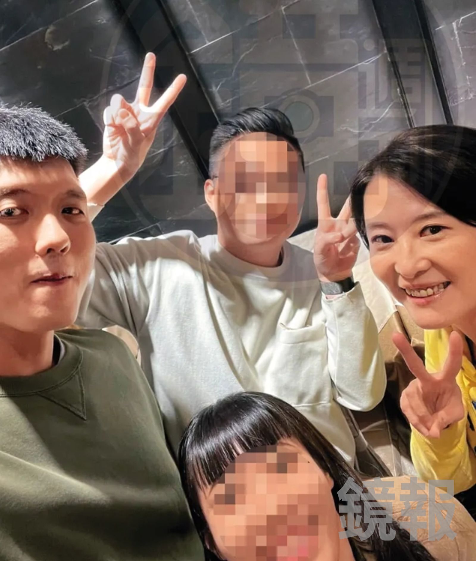 (右一)王鴻薇、(左一)助理張凱維跟謝幸恩交情匪淺，謝曾多次提供跟監照給張，交由王召開爆料記者會。翻攝張凱維臉書