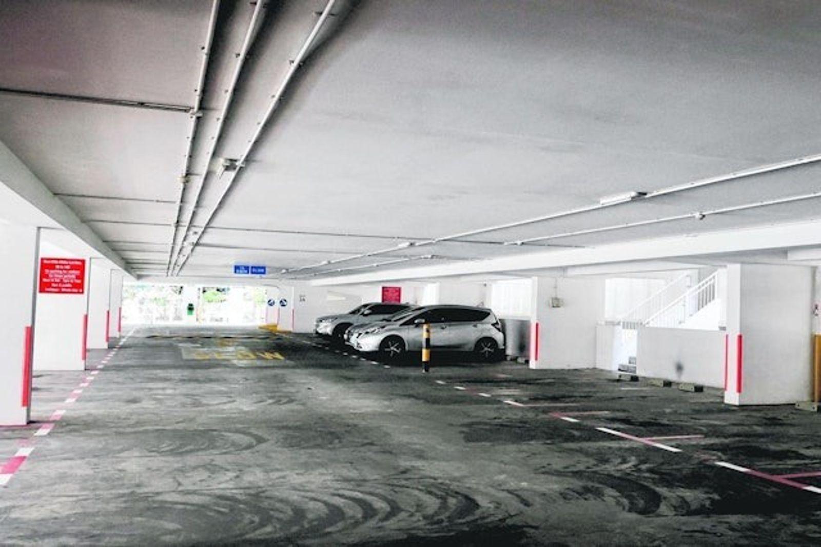 找到失蹤人妻驚見在車震 綠帽夫肉身擋小王受傷!法庭公播裸體片審案