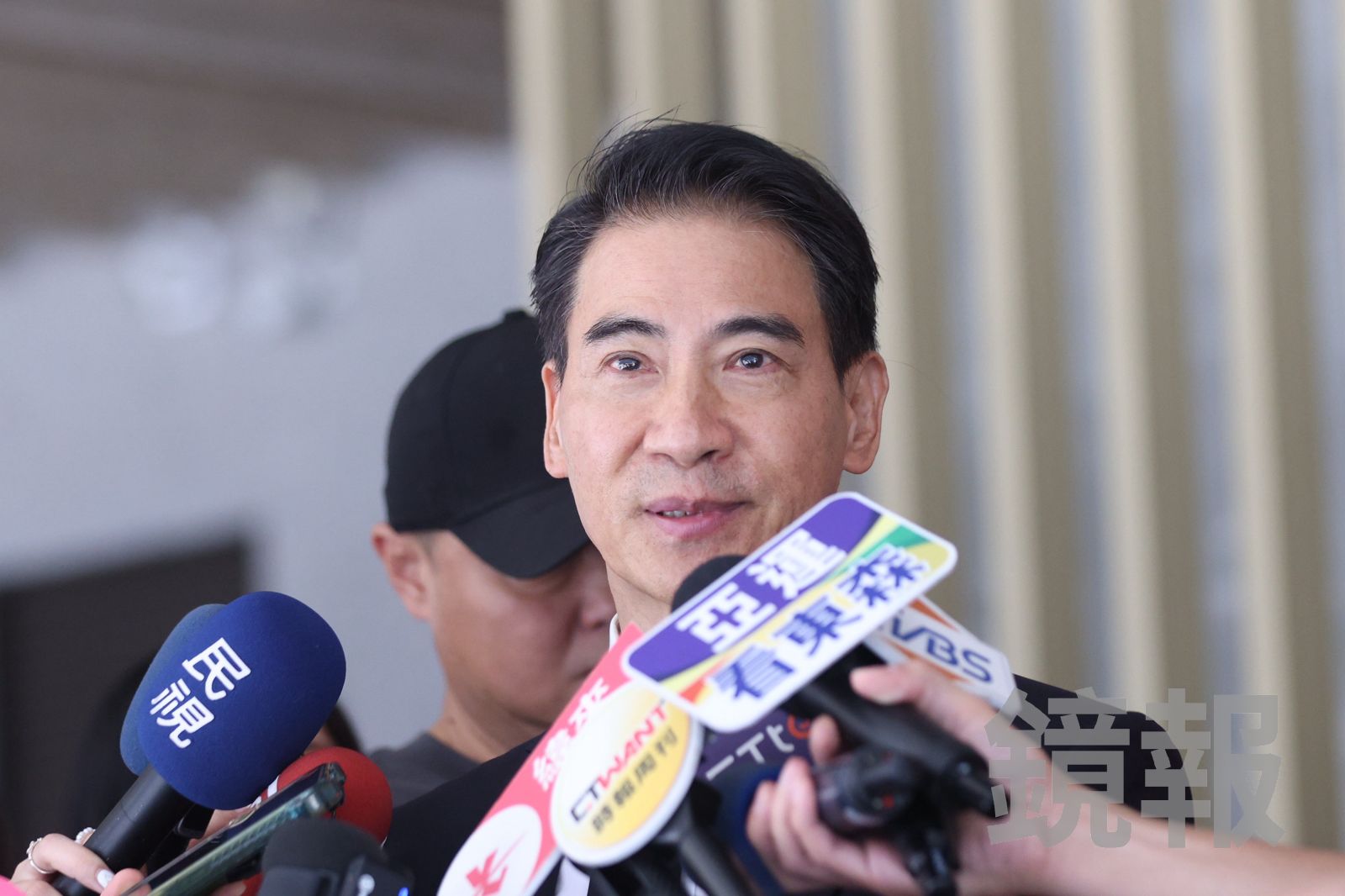 拍戲最累時總講笑話振奮全場!翁家明現身靈堂 悲憶龐祥麟生前暖舉「他永遠把最好狀態給人」