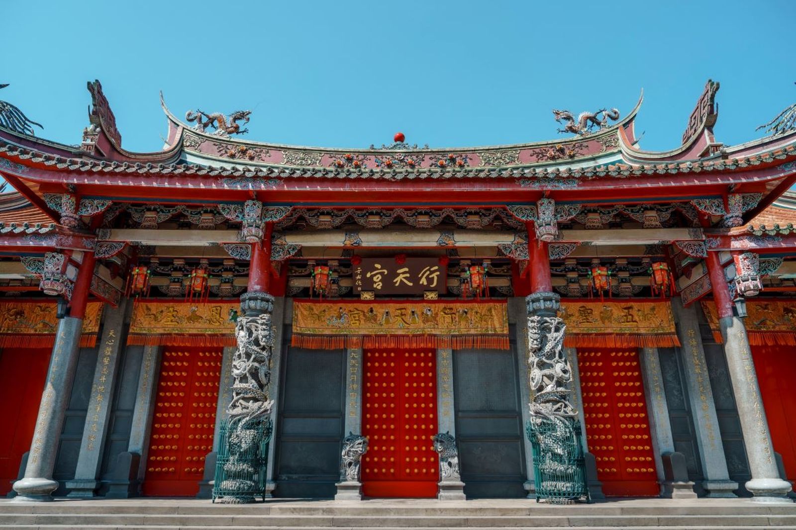 月薪4.8萬、包三餐住宿！行天宮開「超狂職缺」…過來人點名「3類人」不能做