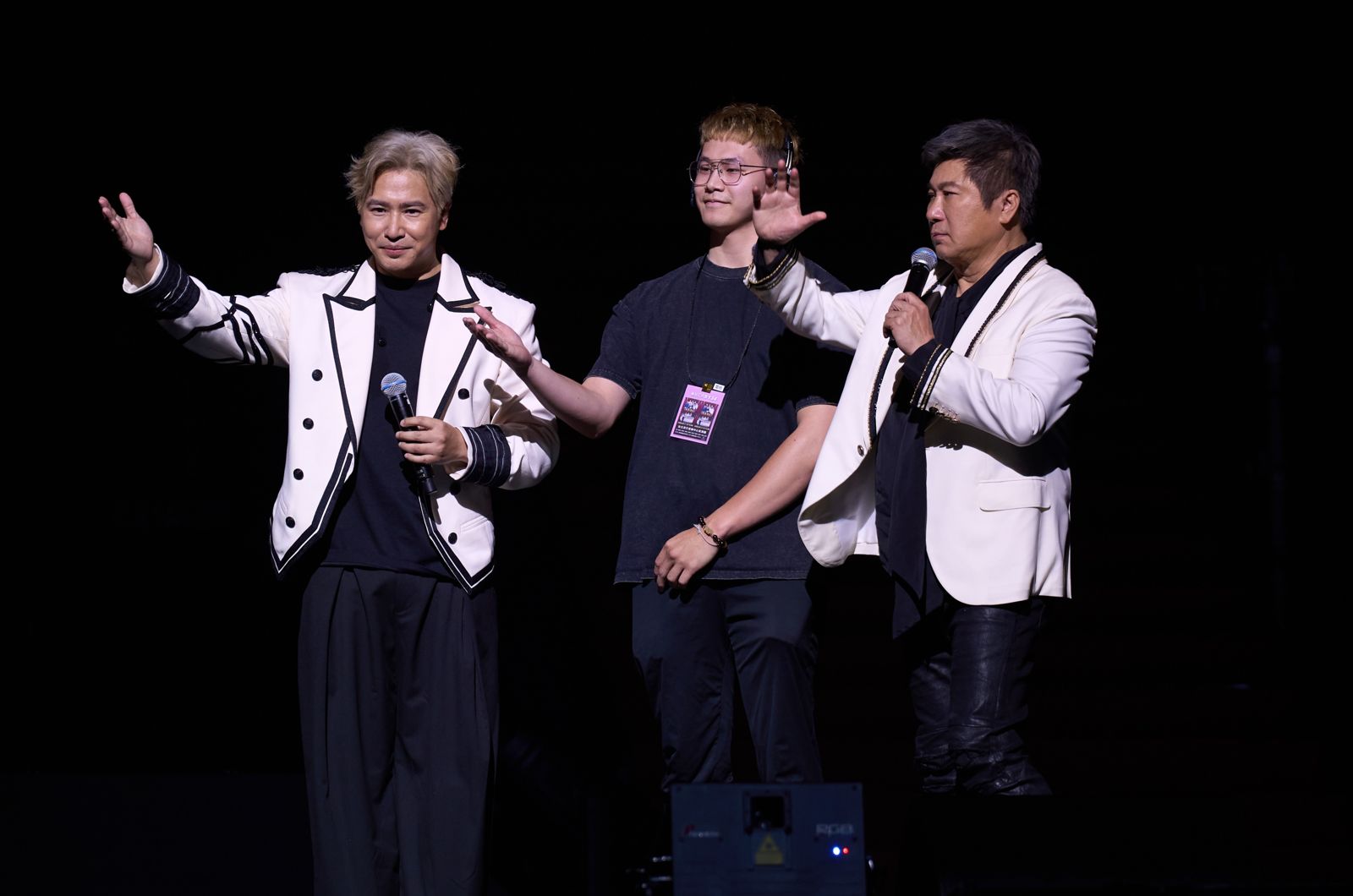 從泰國奪金到北流開唱！22歲藝人璽皓創業「懸浮製作」　胡瓜讚不絕口承諾再合作