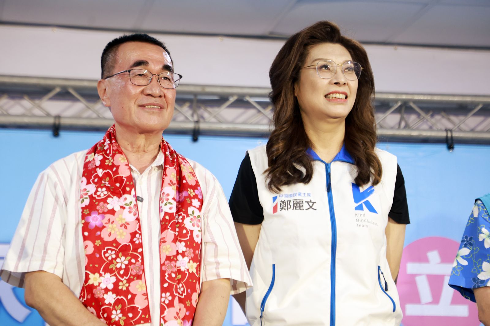 怒喊「年底是絕對不公平的選舉」 鄭麗文輔選李四川:對抗民進黨國家機器