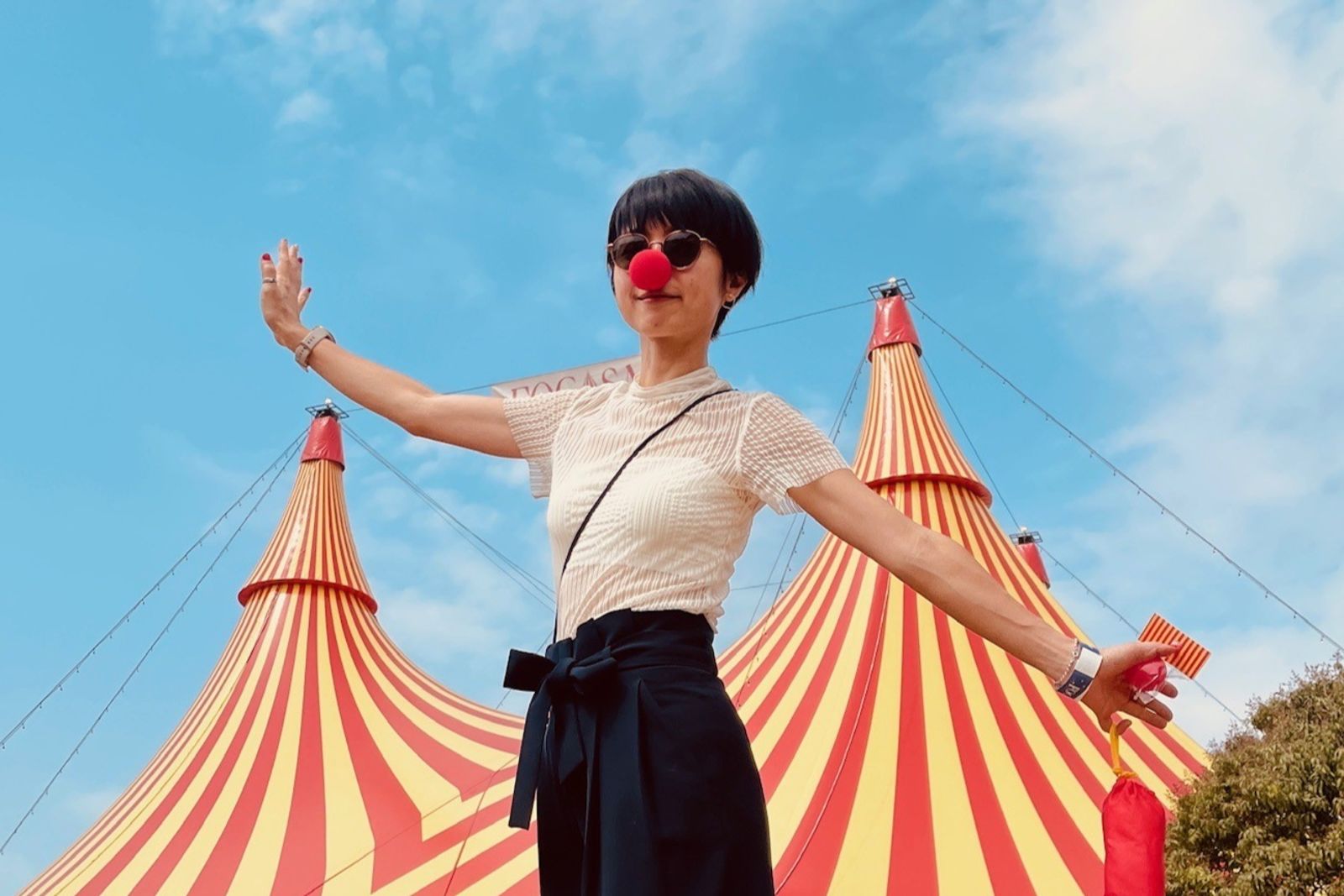 旺福挑戰「小丑踩球」登馬戲藝術節　宇宙人密謀特技表演當彩蛋
