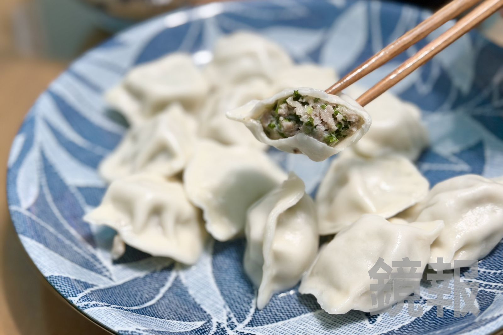 7-ELEVEN與無敵水餃聯手推出的「香菜豬肉水餃」，在超商的ｉ預購平台，限時訂購到6月14日止。(249元／包、25顆）
