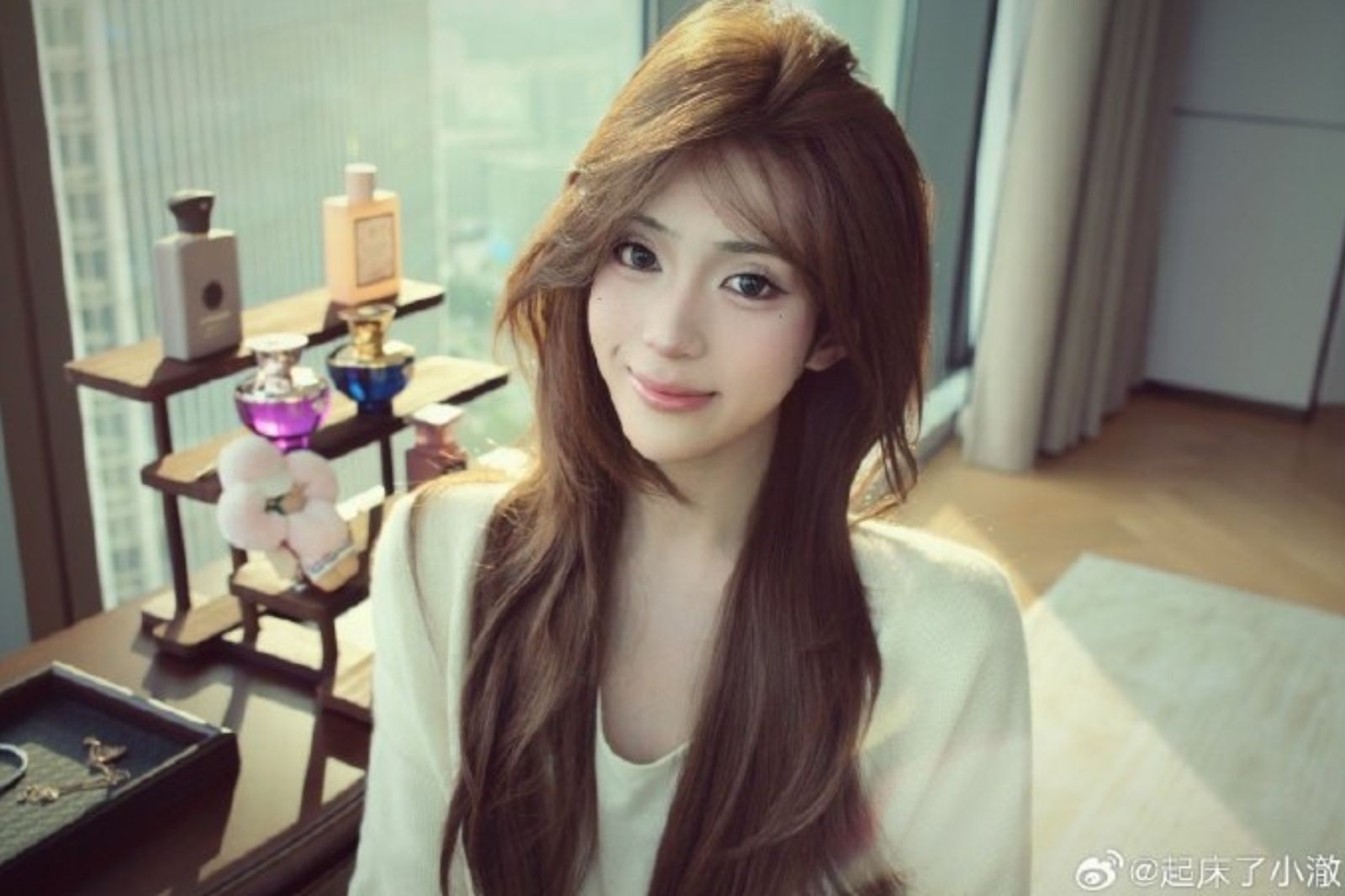 300萬網紅爆染愛滋！友目睹「背部長滿藤壺」嚇壞：螞蟻進去都會迷路