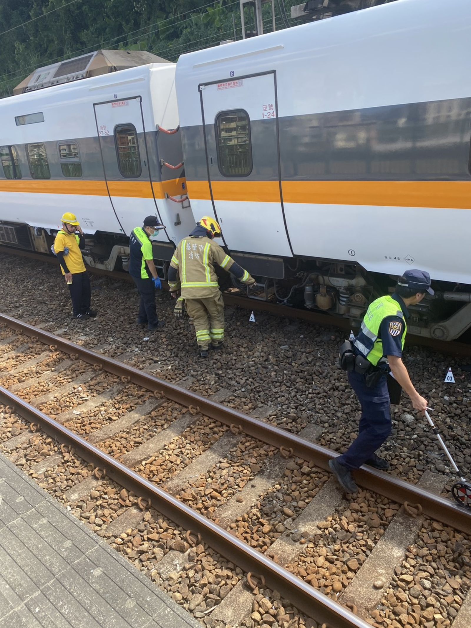 男子遭太魯閣號撞擊死亡。翻攝畫面