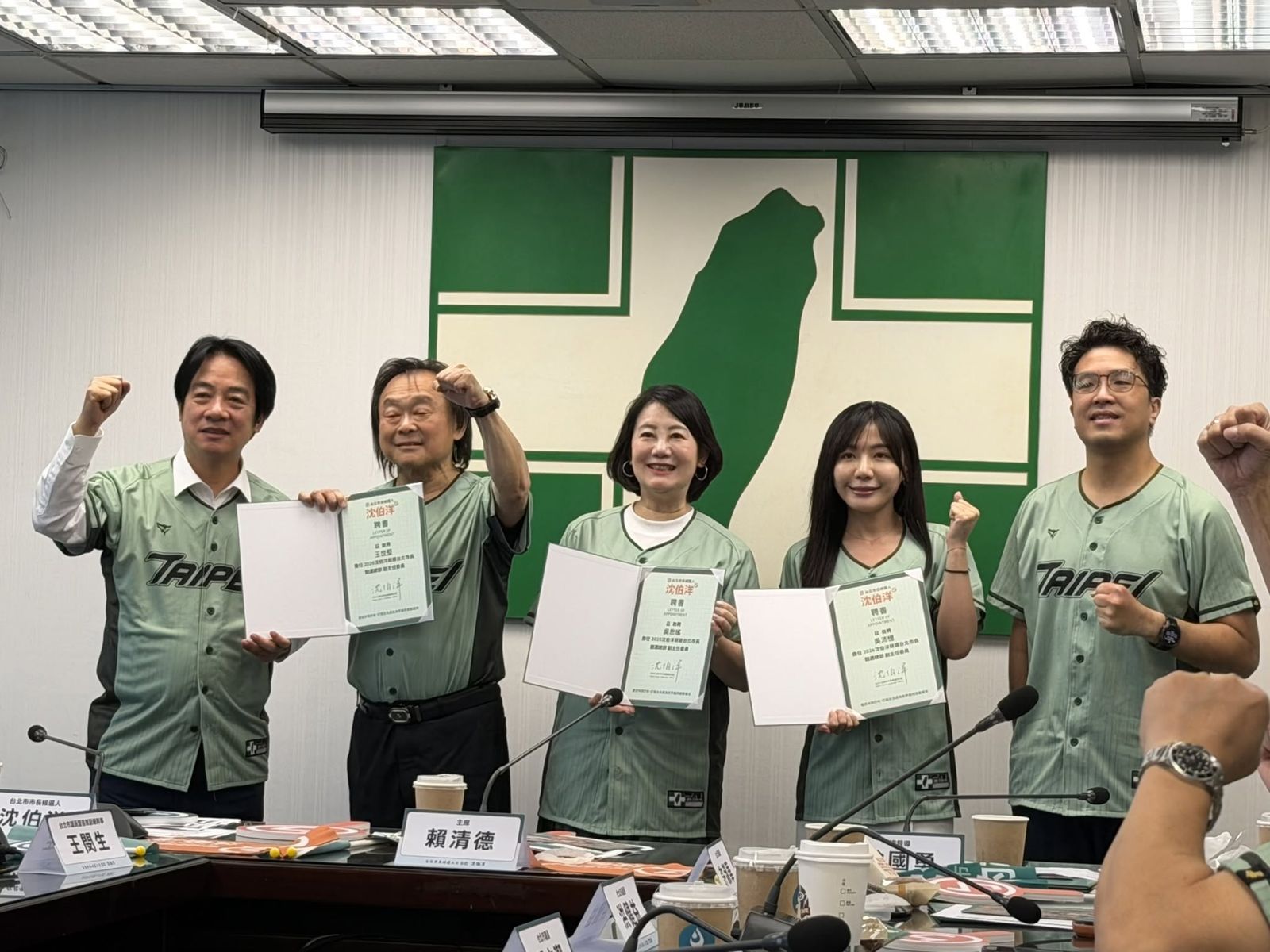 王世堅出任競總副主委喊「主動出擊」 沈伯洋讚:敢言、敢諫
