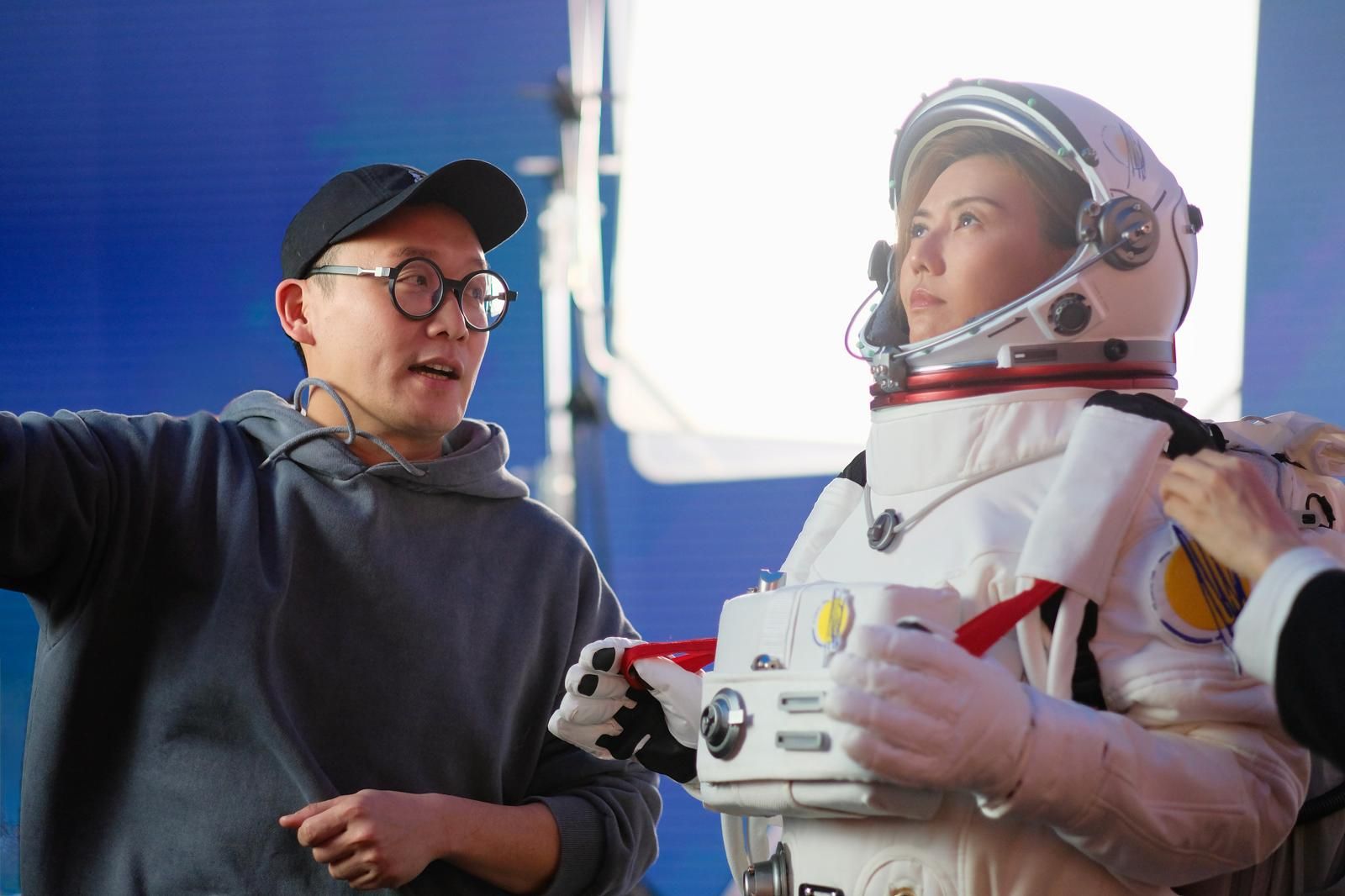 孫燕姿震撼俯衝地球！「直擊心臟、起雞皮疙瘩」畫面逼哭導演