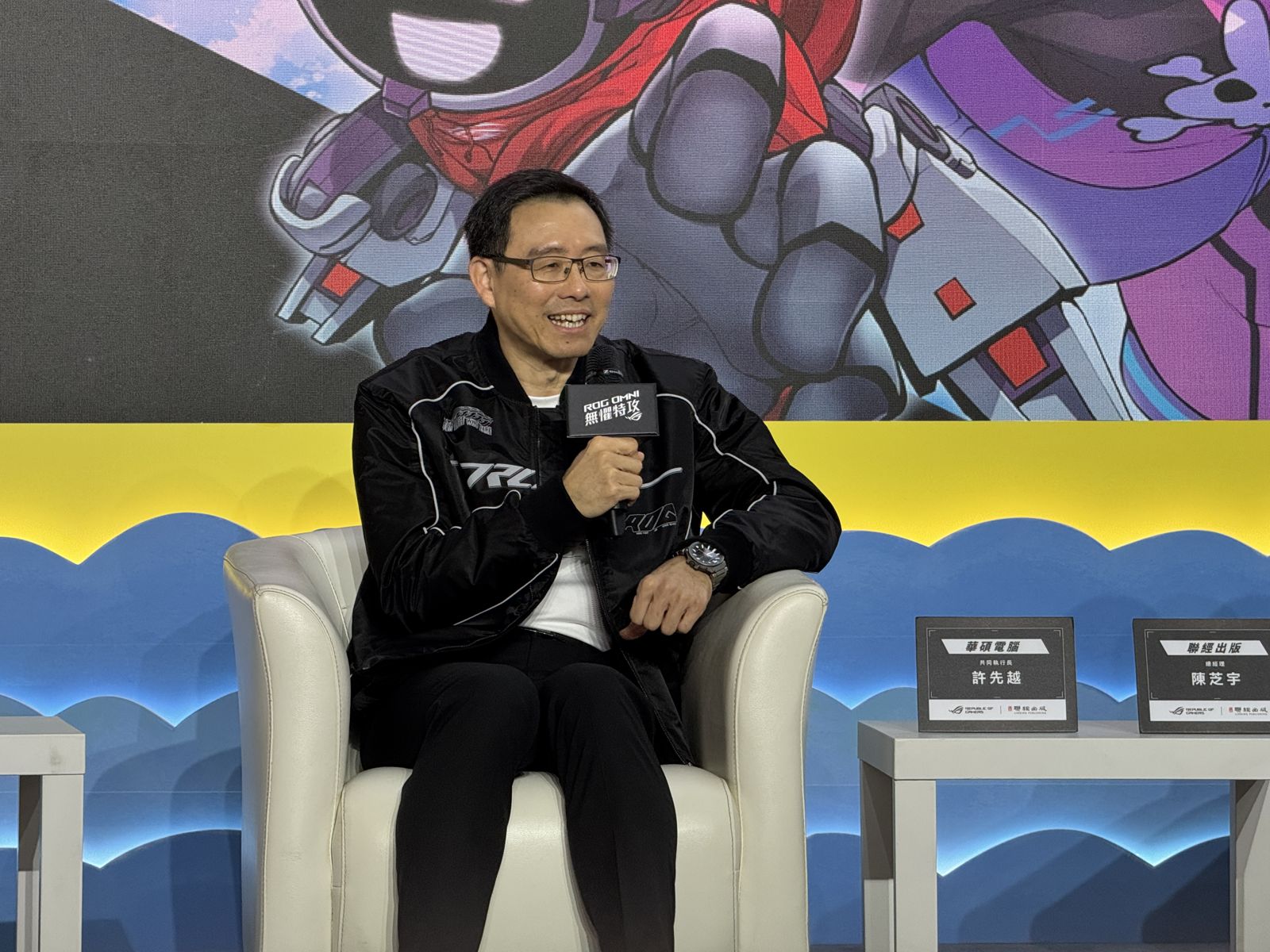 從電競PC跨界到出漫畫！華碩提前布局18歲以下未來玩家