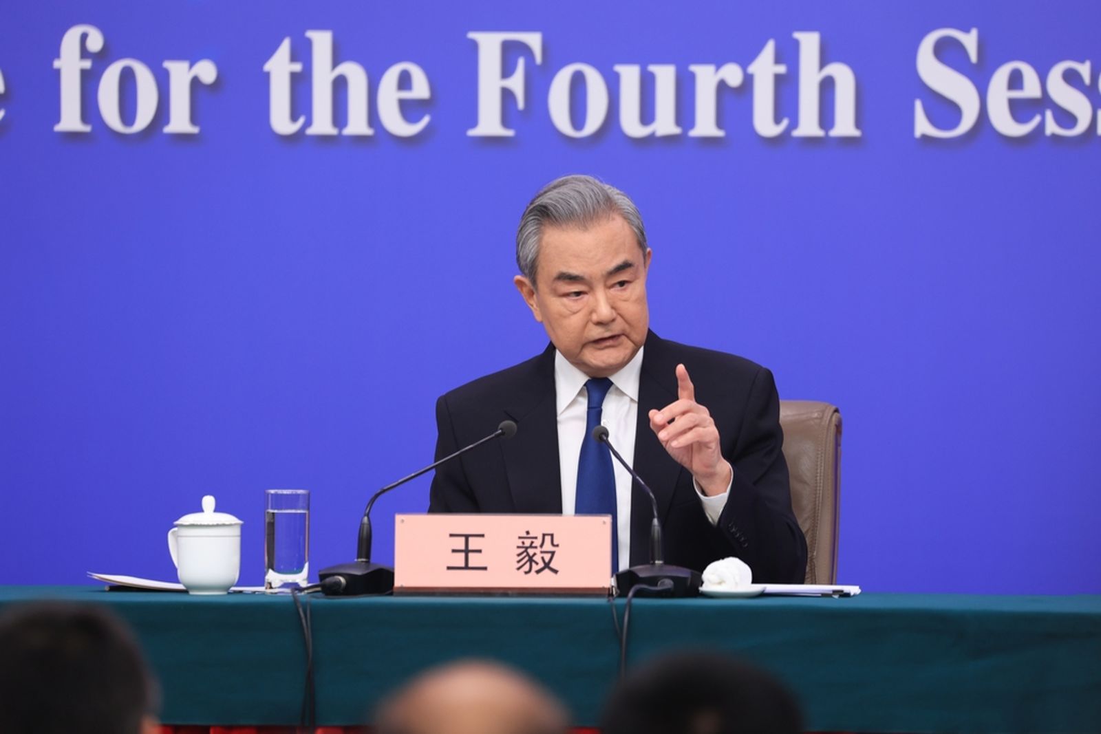 對抗中共敘事操弄 最好方式就是團結壯大自己