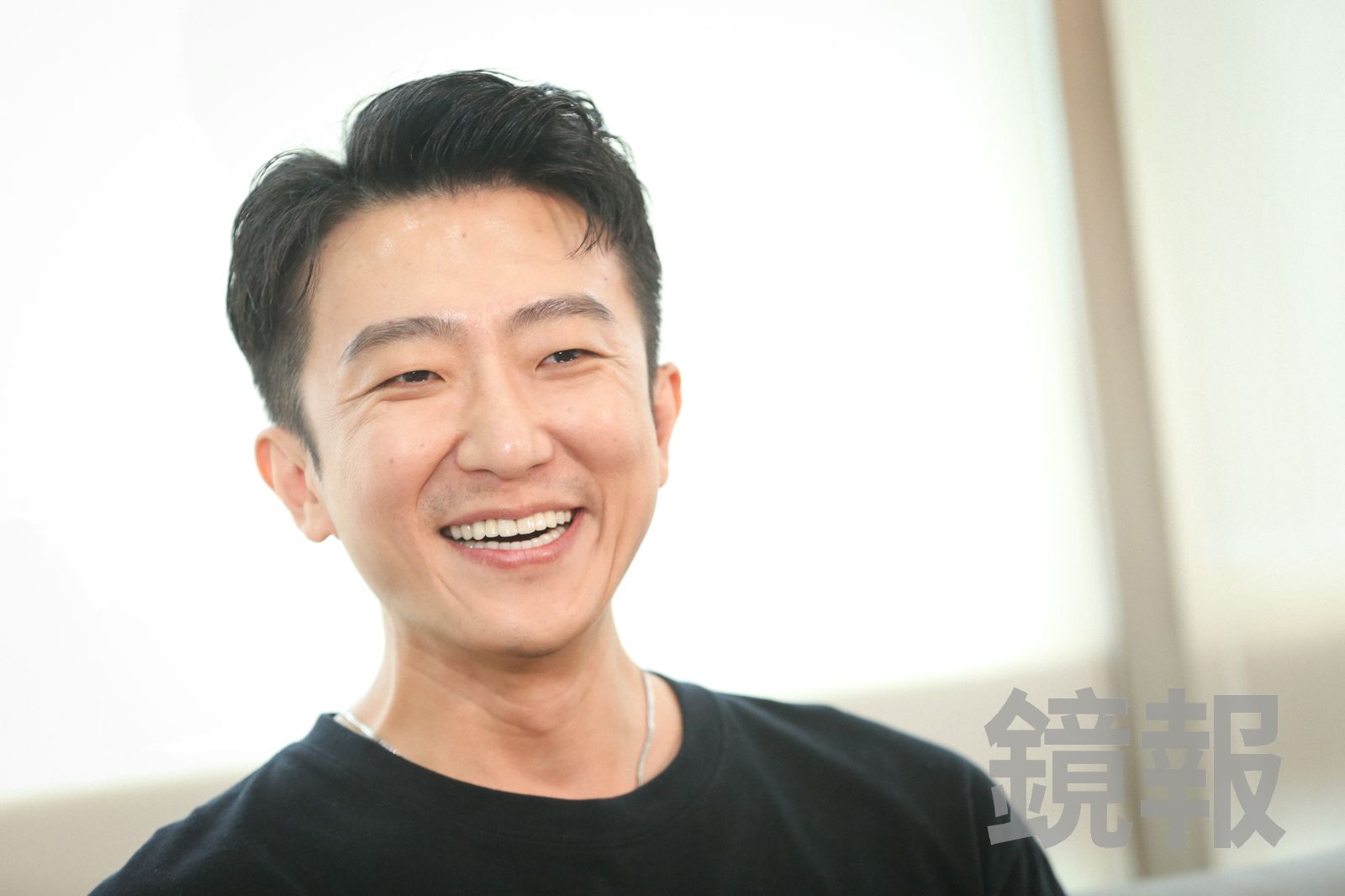 懷秋靠檳榔入魂「蠍子」,代價是爛掉兩顆牙齒。李鍾泉攝