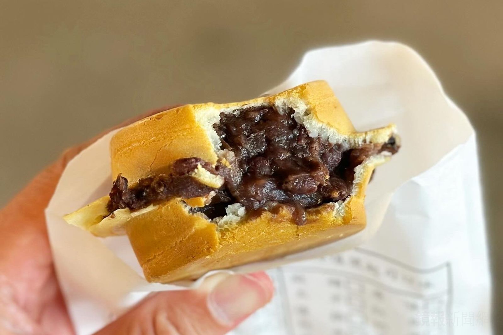 在興南夜市挖到寶！胡家車輪餅脆得像可麗餅、爆餡超滿足