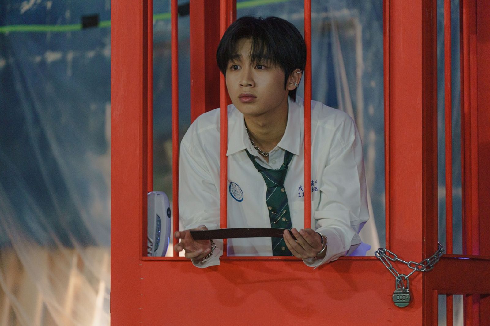 原子少年2冠軍隊 F.F.O 隊長胡勝銘能否生存到最後。小公視提供