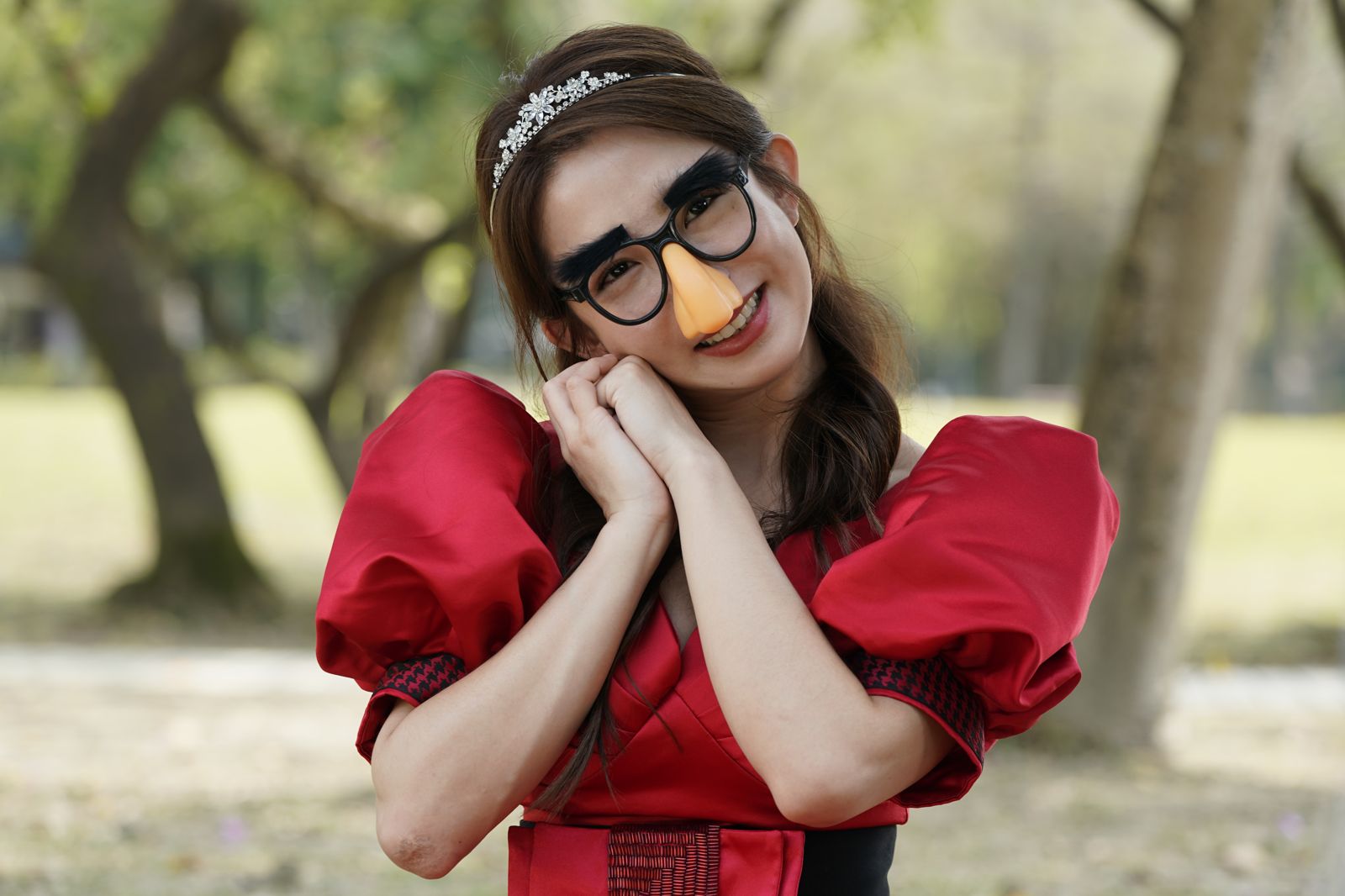 郭書瑤剛與春風爆戀情　「新對象」曝光！主動出擊應徵當女友