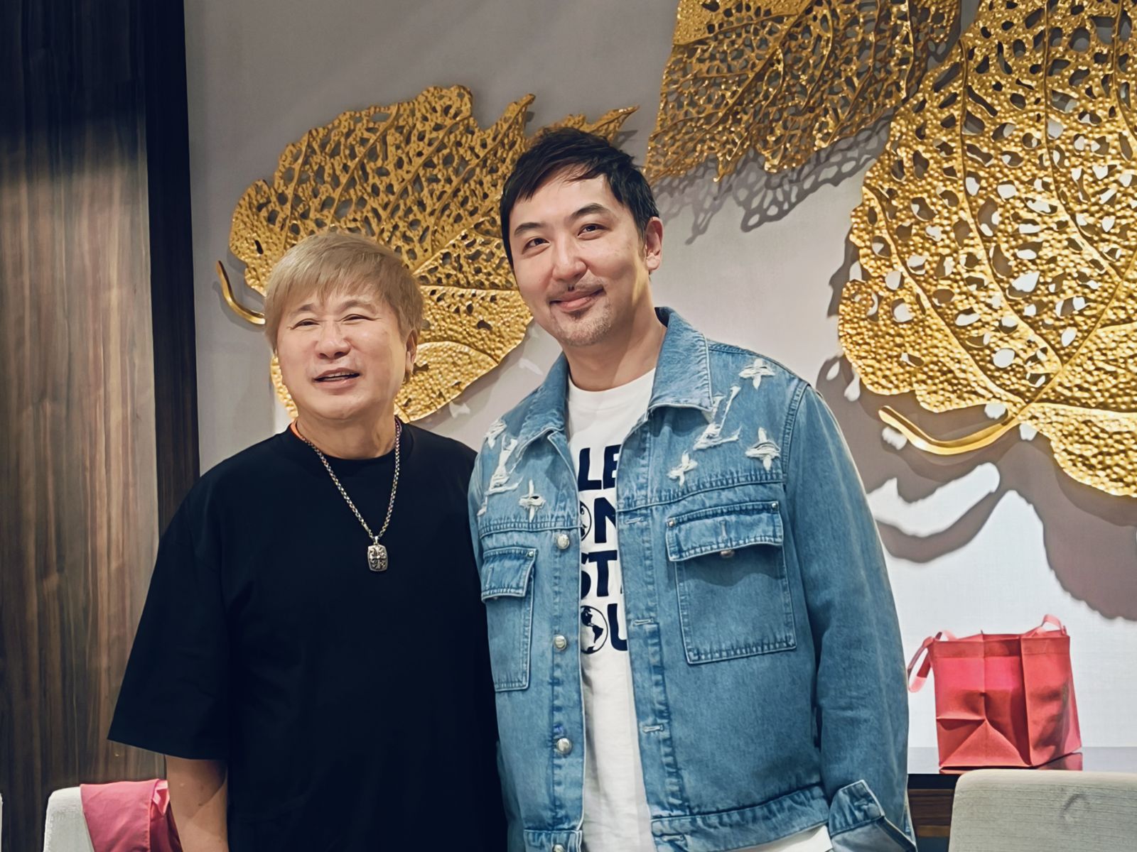 李進良診所被爆使用非法醫美器材　胡瓜同框前女婿鬆口簡訊內容