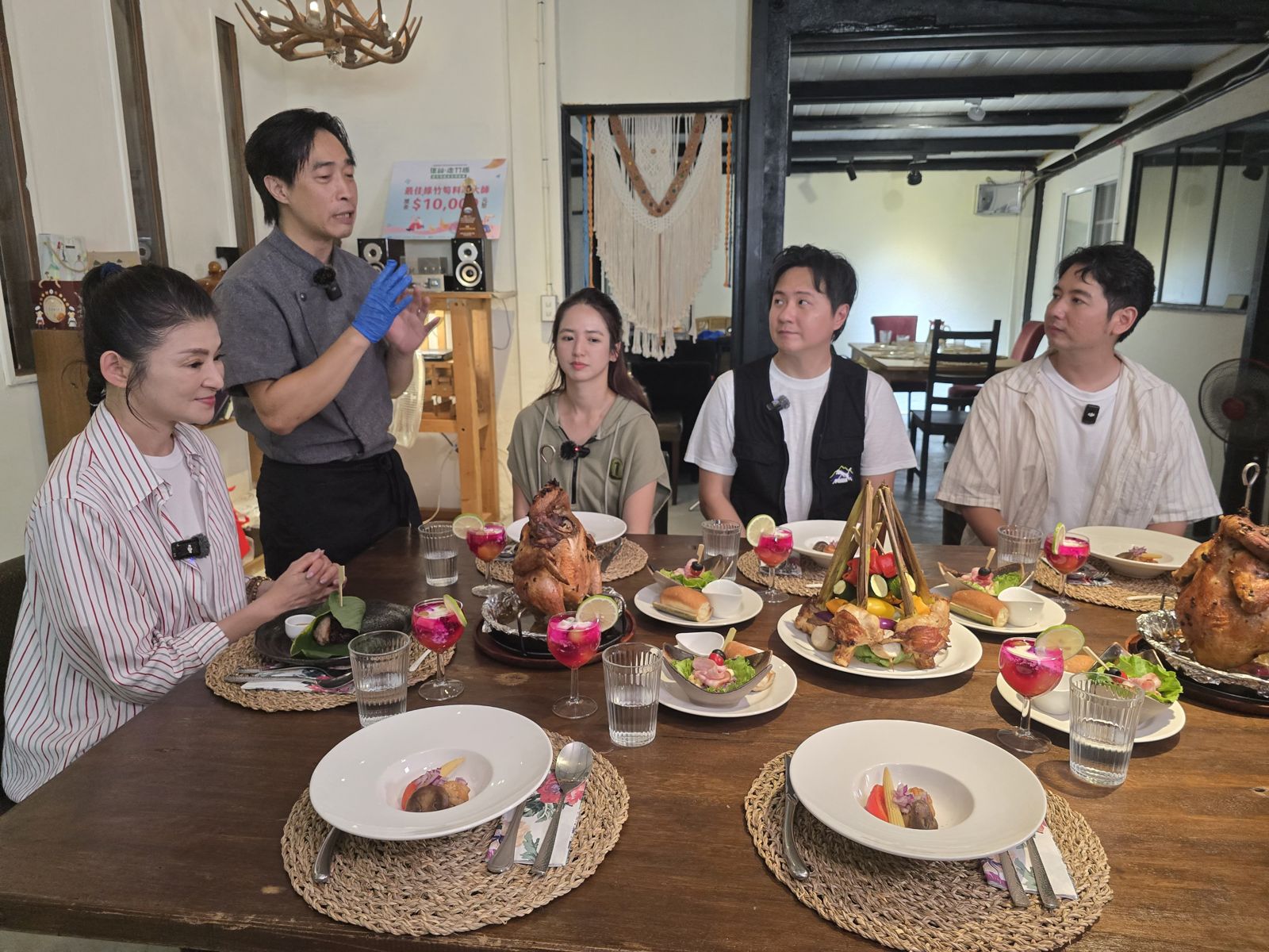 當季+在地食材製作的「流域料理」，呈現部落永續飲食哲學，令蘇宗怡大開眼界。TVBS提供