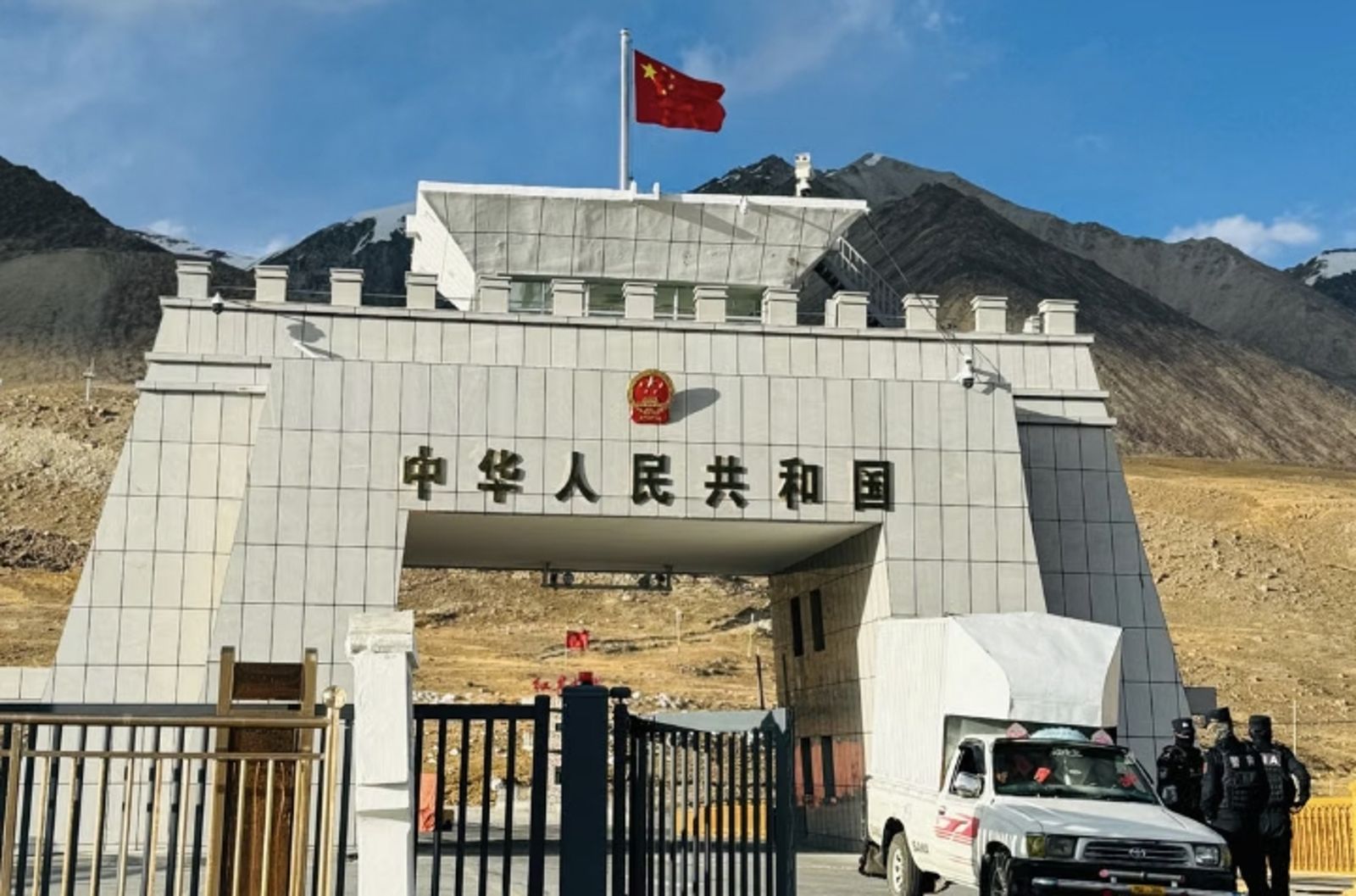 赴中一週10人失聯!他揭過往案例喊「別只看網紅影片」:拿生命安全冒險