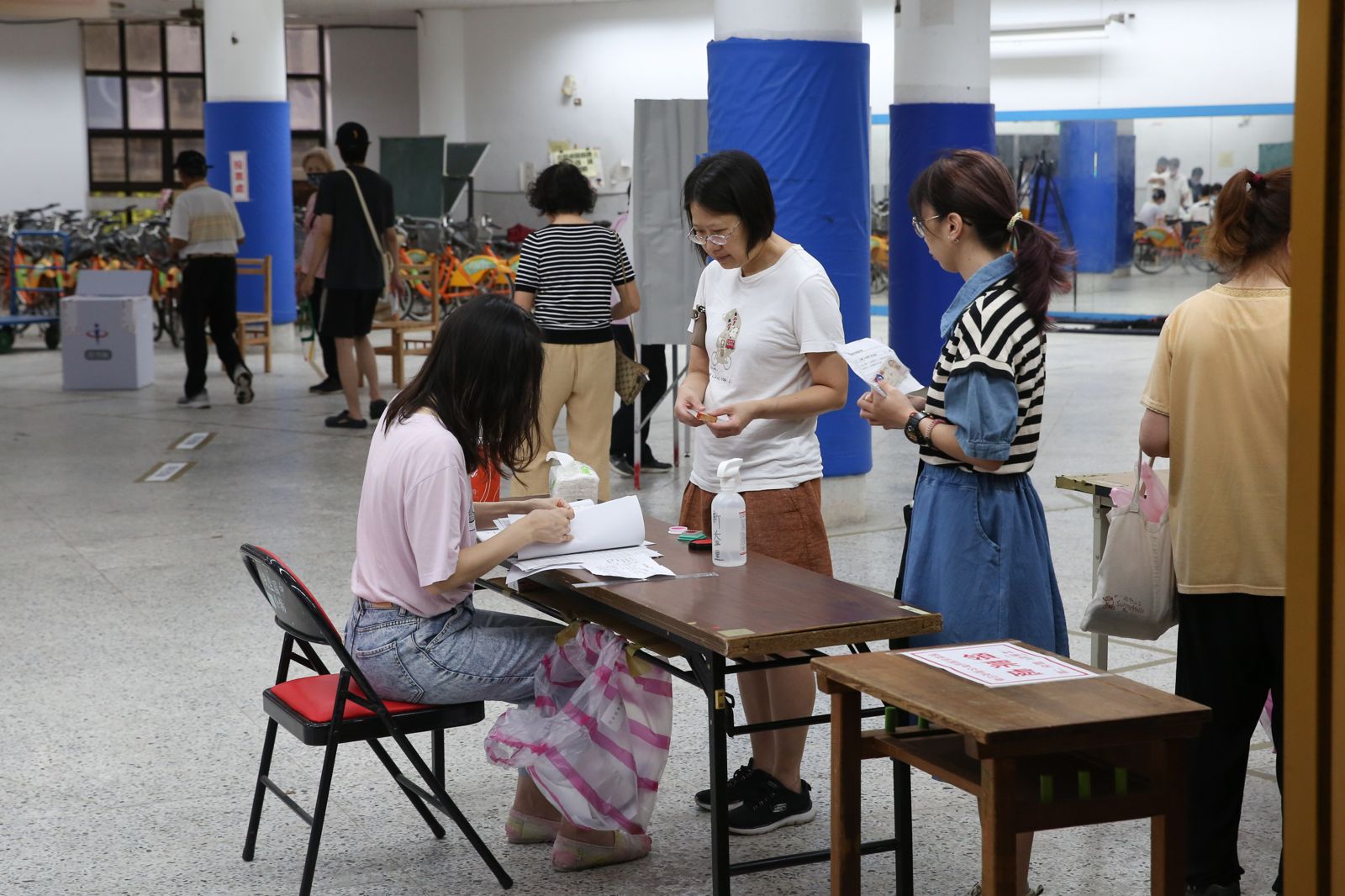 不在籍投票並沒有推行的必要性