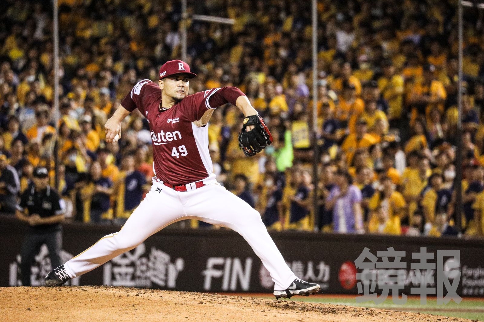 中職／「要為猿迷拿出最好表現」威能帝賽前走向外野感受應援