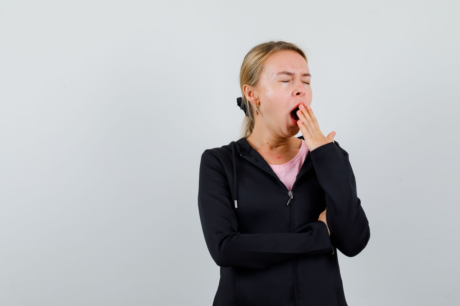 吃飽就想睡、動一下就累!6大初期糖尿病警訊,你中幾個?