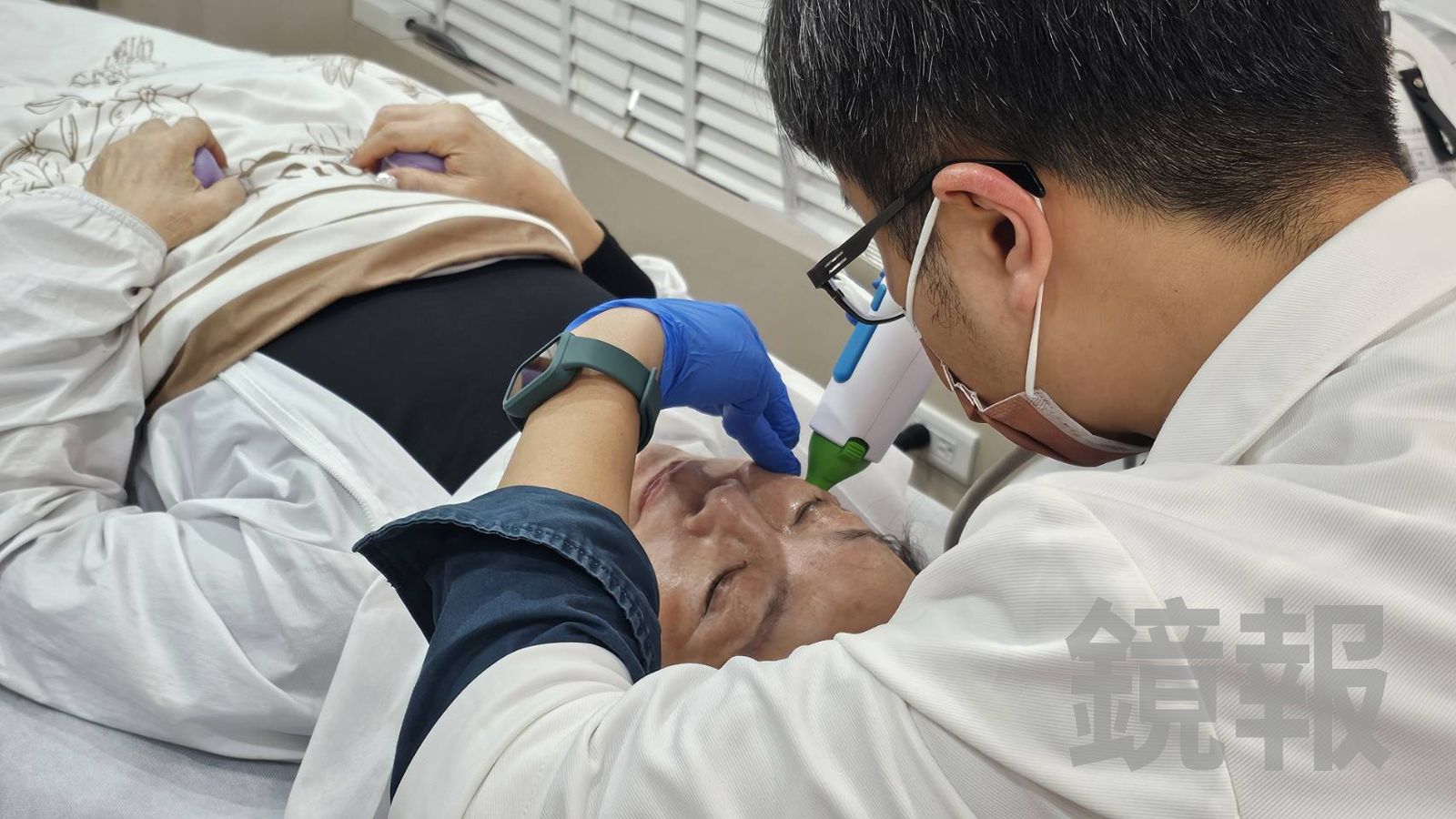 女大生素顏超美！老師嚇到「國中不是長這樣」…真相：月花萬元做醫美