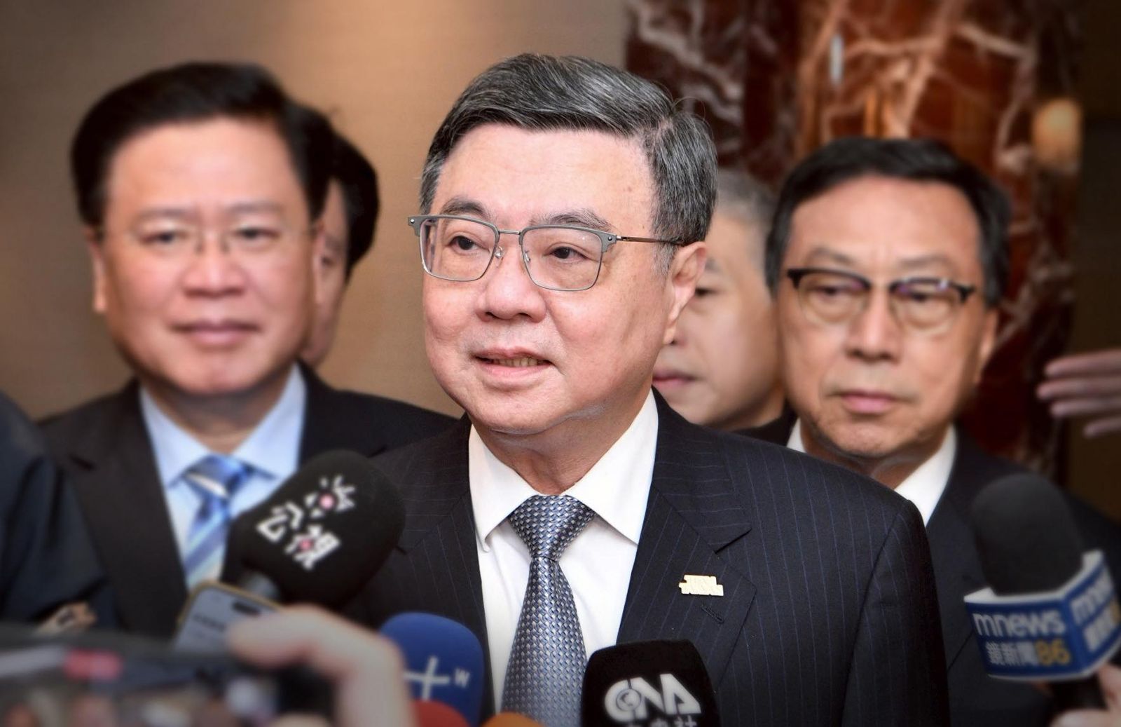 行政院不副署是對立法院霸凌行為的反制