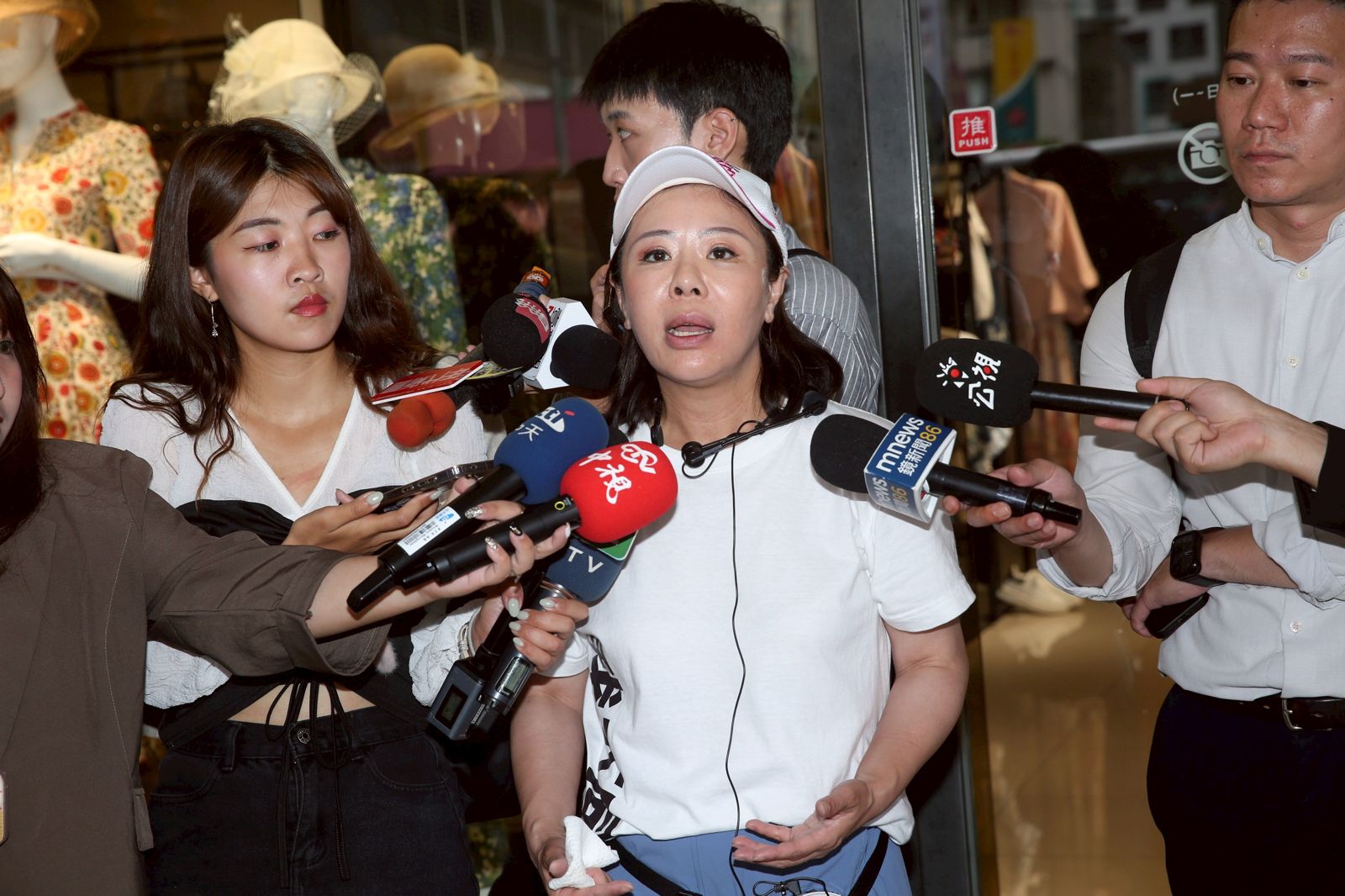 吳思瑤喊「北市賸餘可普發2萬」　李彥秀反問：民進黨北市議員同意嗎？