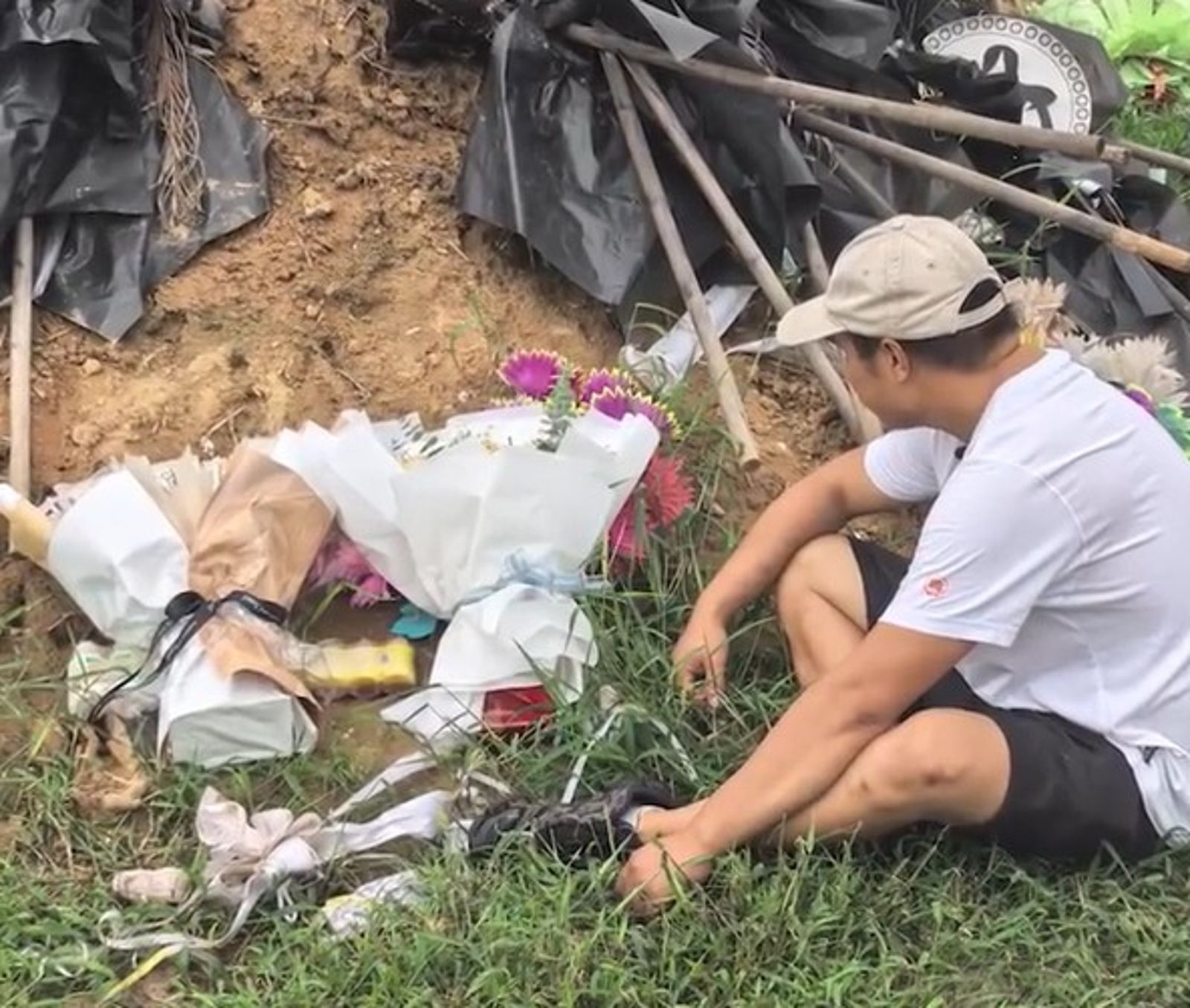 一家五口遭砍殺!倖存父親手送3歲兒進火化爐…狠男出庭冷回:沒有深仇大恨