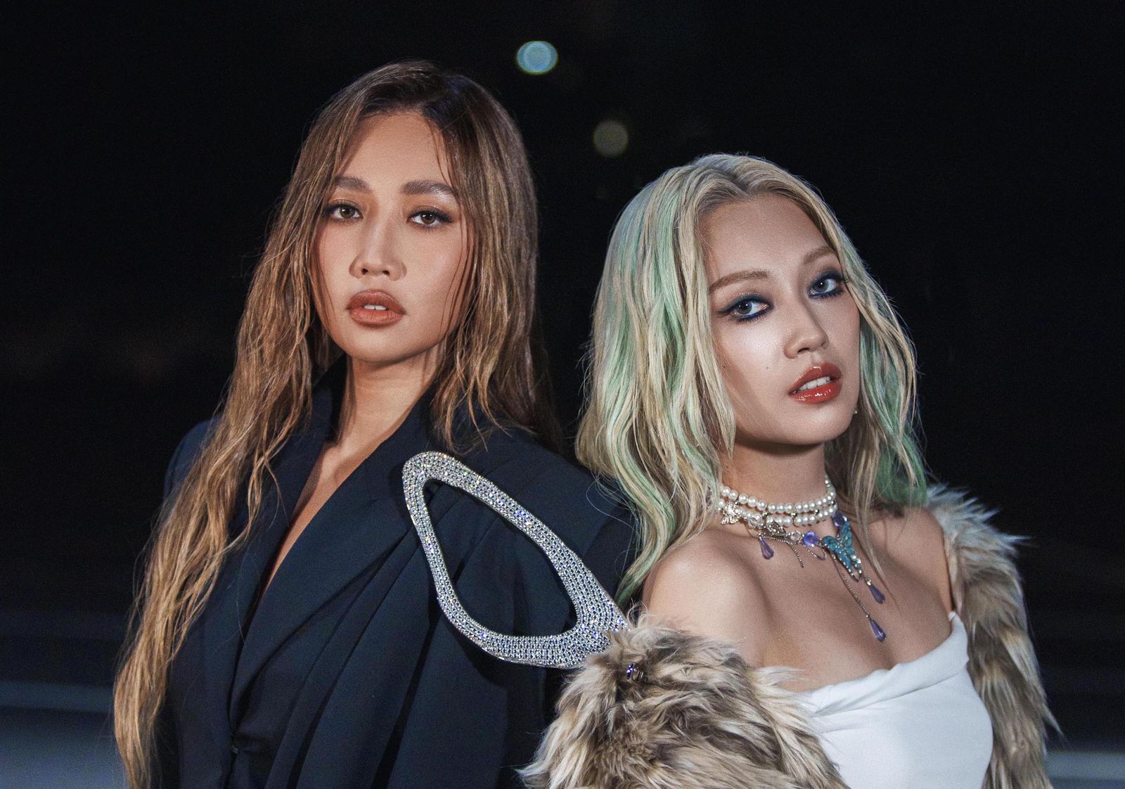 A-Lin不藏了！與她合體「女女吻」登熱搜