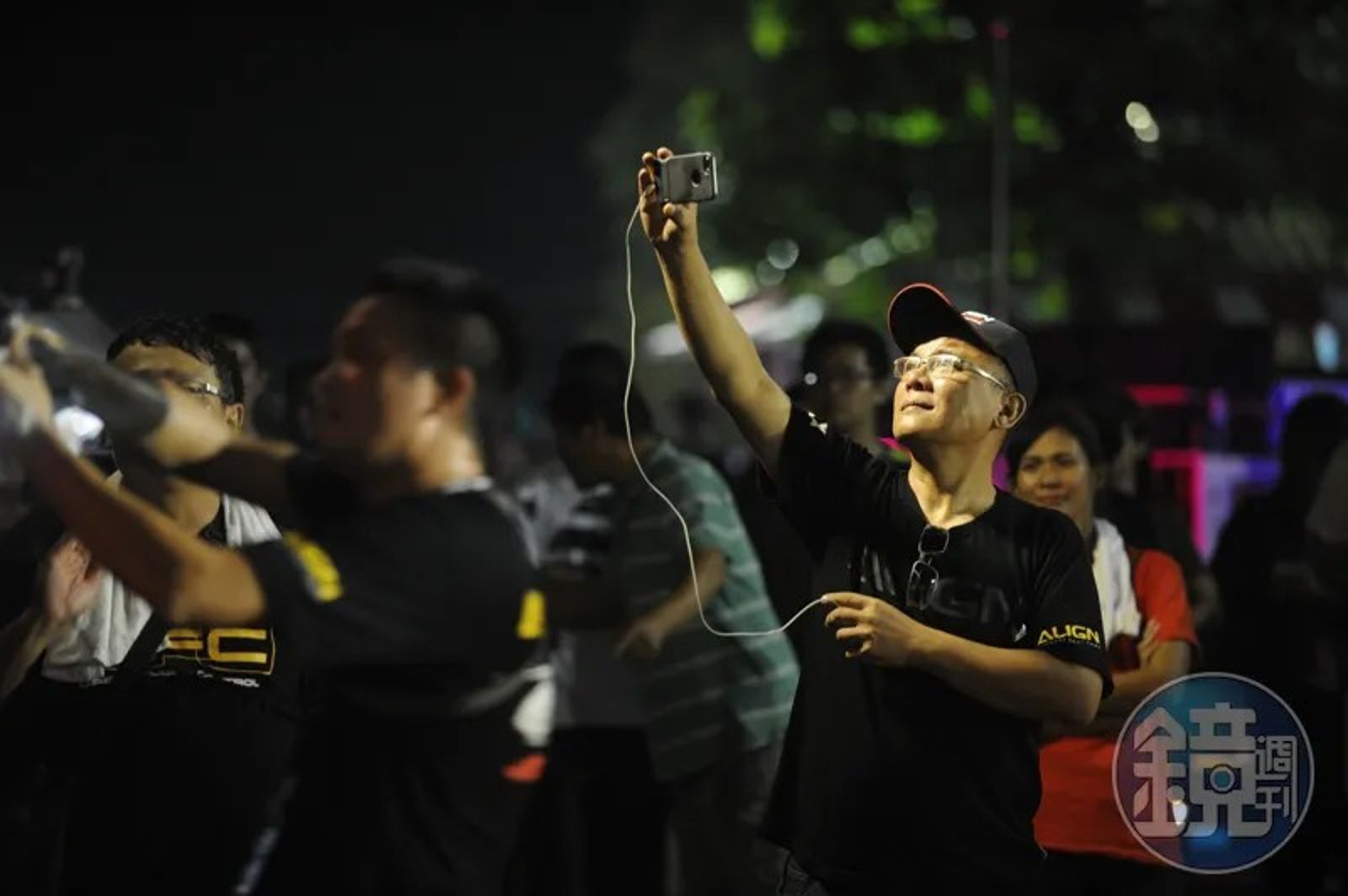 亞拓科技創辦人杜大森旗下生產的遙控直升機,曾經拿下全球市占率7成。圖/翻攝鏡週刊