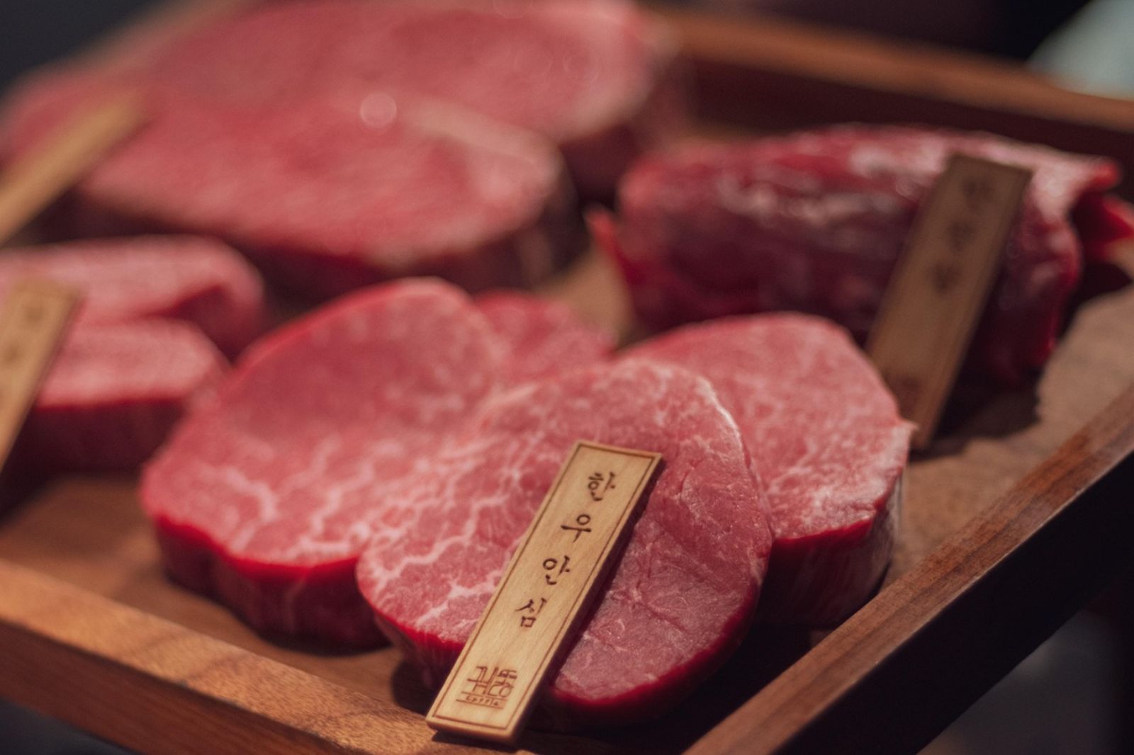 楊登嵙說七夕當天避免吃牛肉。示意圖／Pixabay