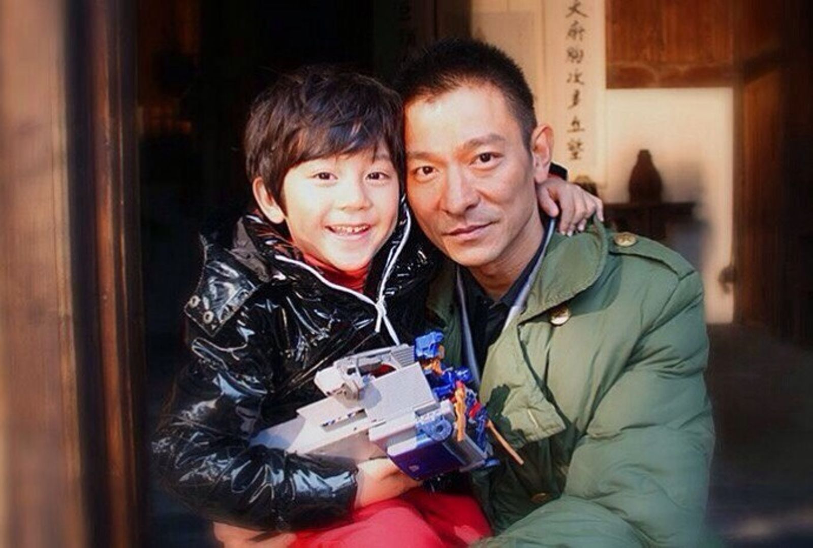 林沐然（左）曾演過劉德華兒子。翻攝微博