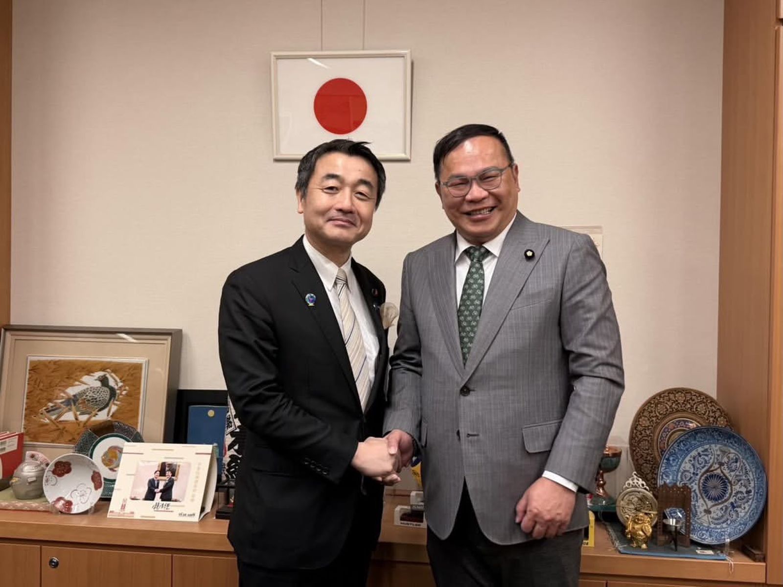 藍白批卓榮泰自費赴日看球賽　王義川反嗆：你們「媽寶」有去啊