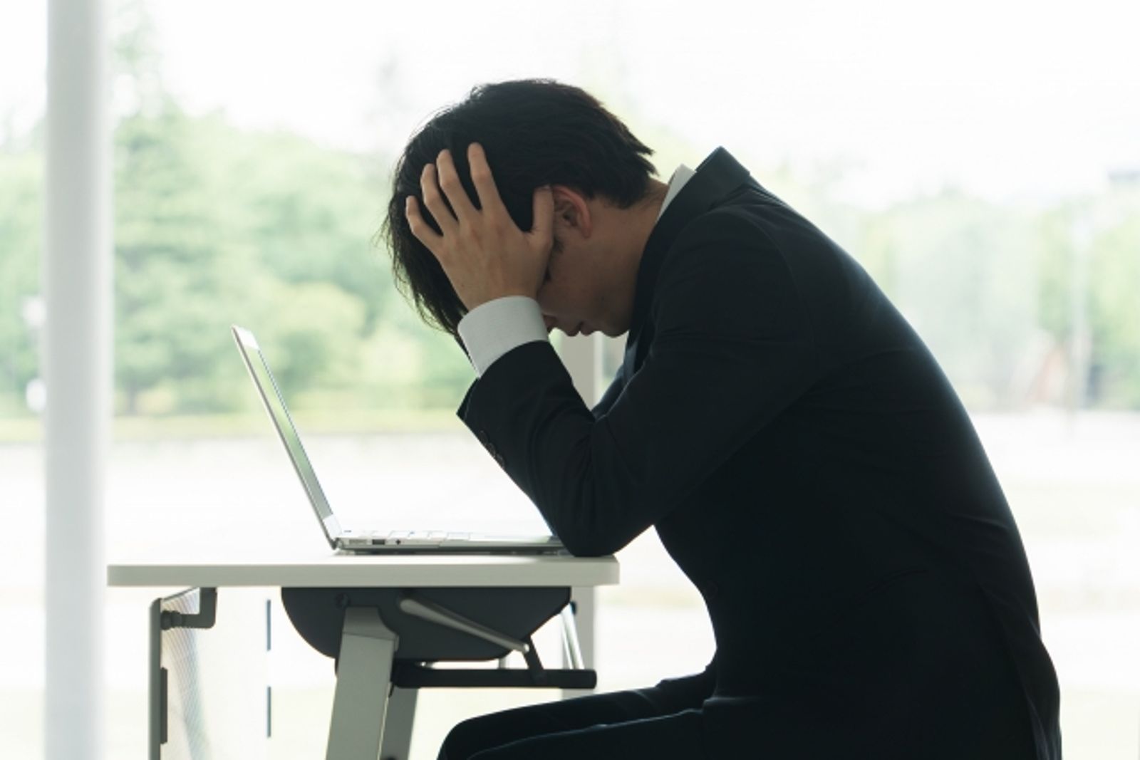 年底了...裸辭或領完年終走人?這幾點思考完答案秒出