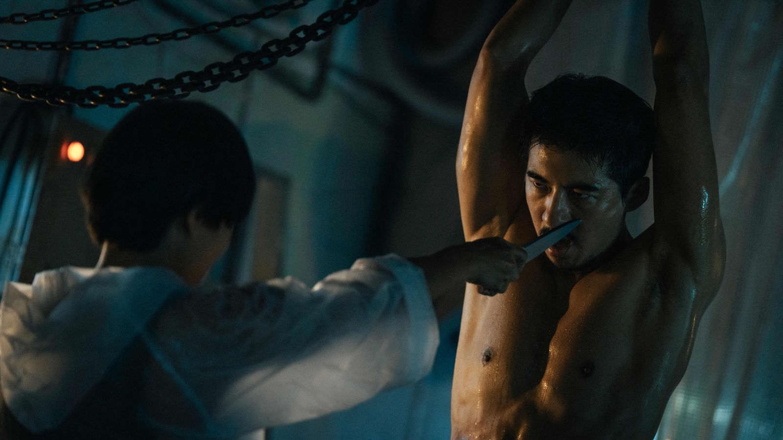 舒淇、李心潔尋復活儀式重生死刑犯傅孟柏,展開七天私刑審判。Netflix提供