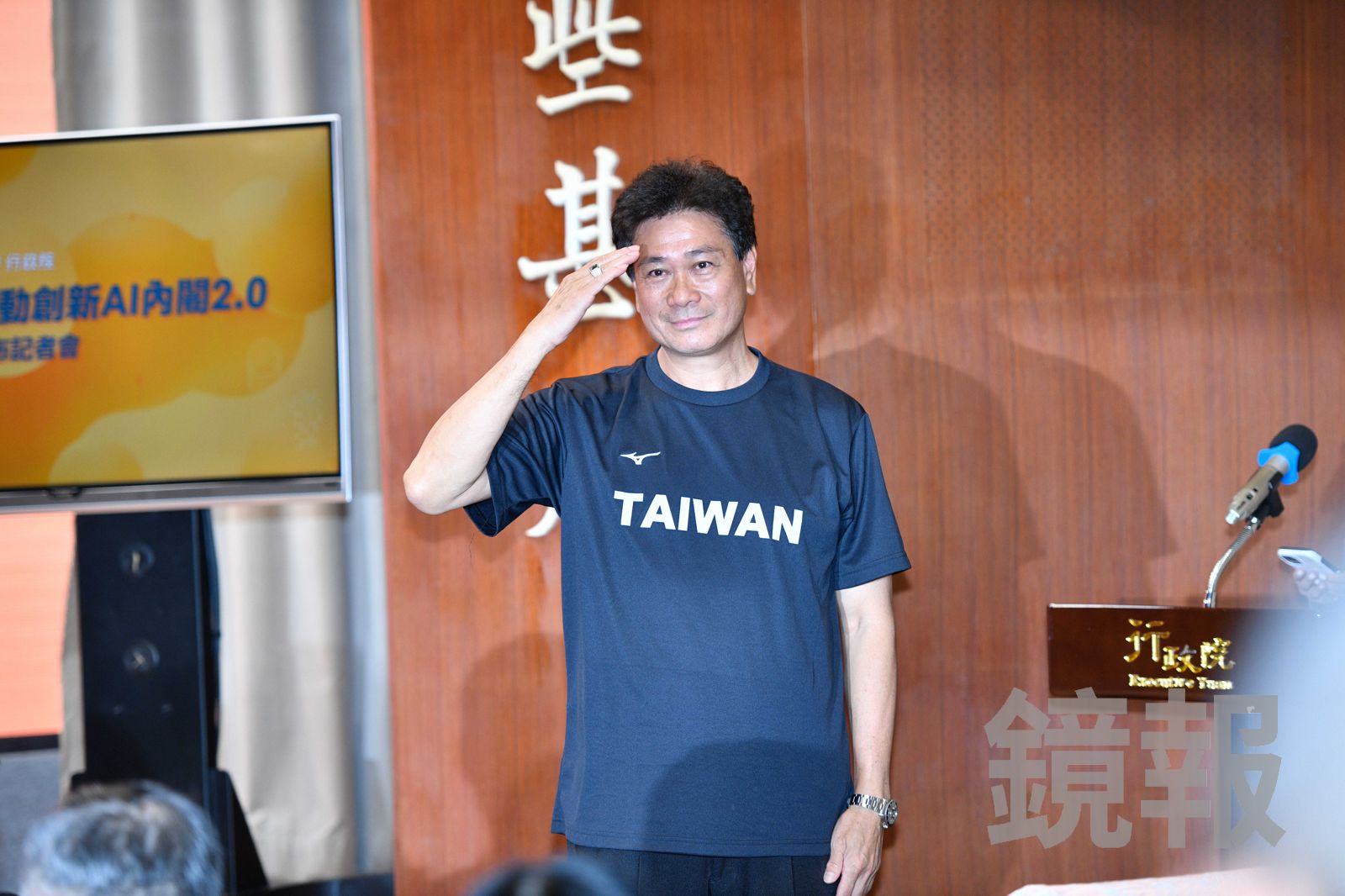 獨家/正常請假顧小孩被羞辱 女公務員遭陳義信狂釘躲廁所哭