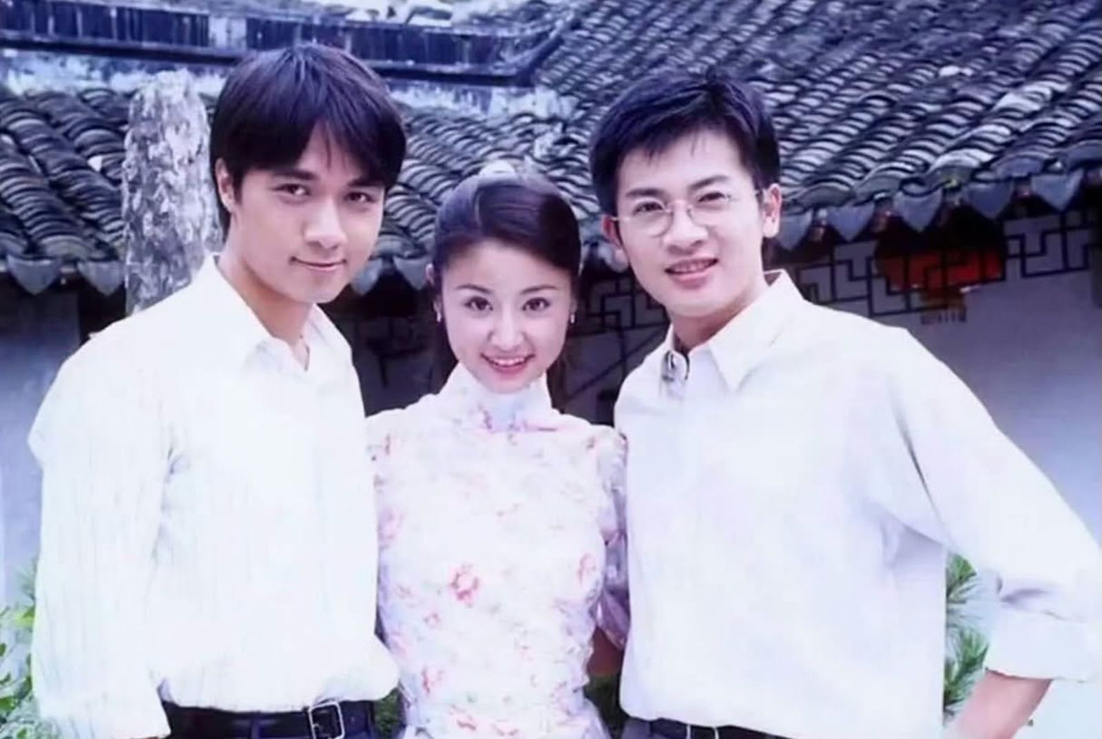 蘇有朋(右起)、林心如、古巨基26年前演出《情深深雨濛濛》。圖/翻攝自Ruby林心如臉書