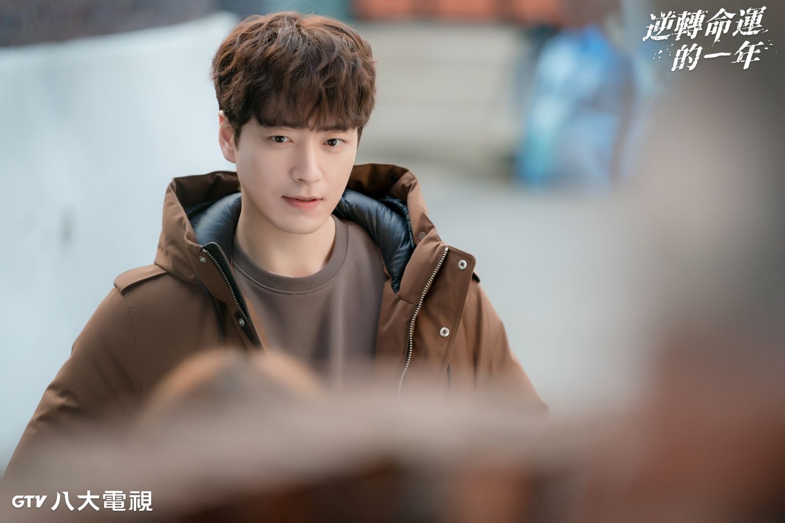 李浚赫自稱性格和角色差異大,私下生活步調像樹懶也愛宅在家。八大提供