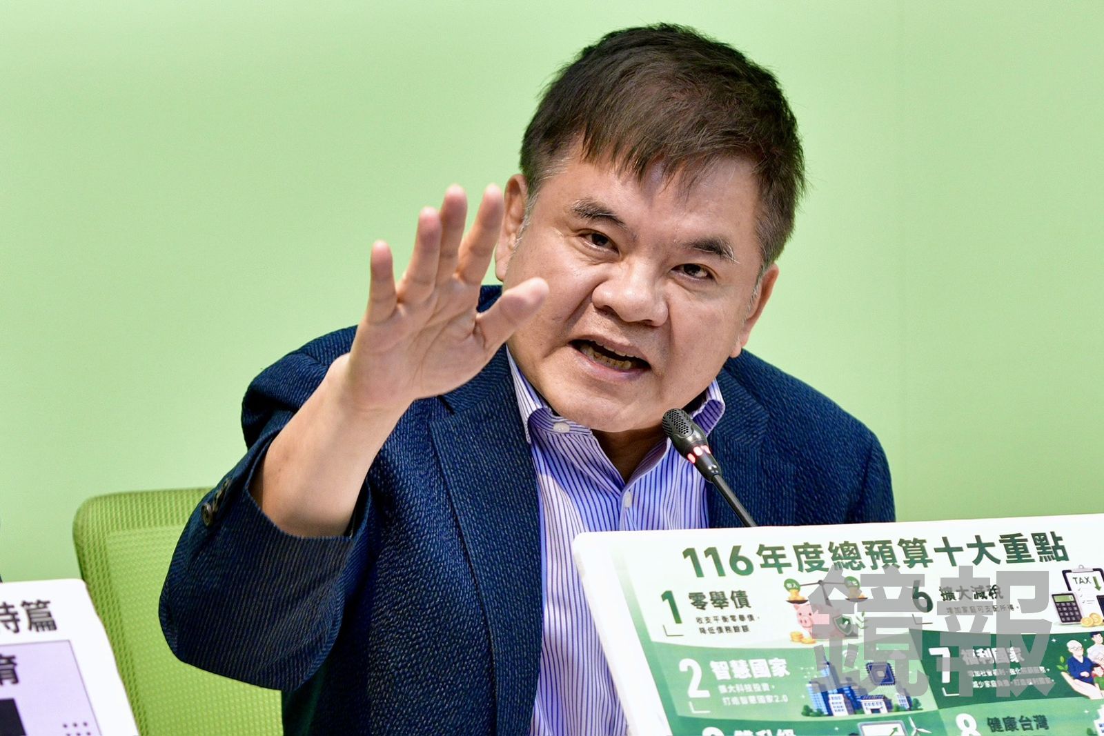 離譜外交官李冠德遭爆酒駕、霸凌 民進黨團支持徹查:若傳聞屬實要砍頭