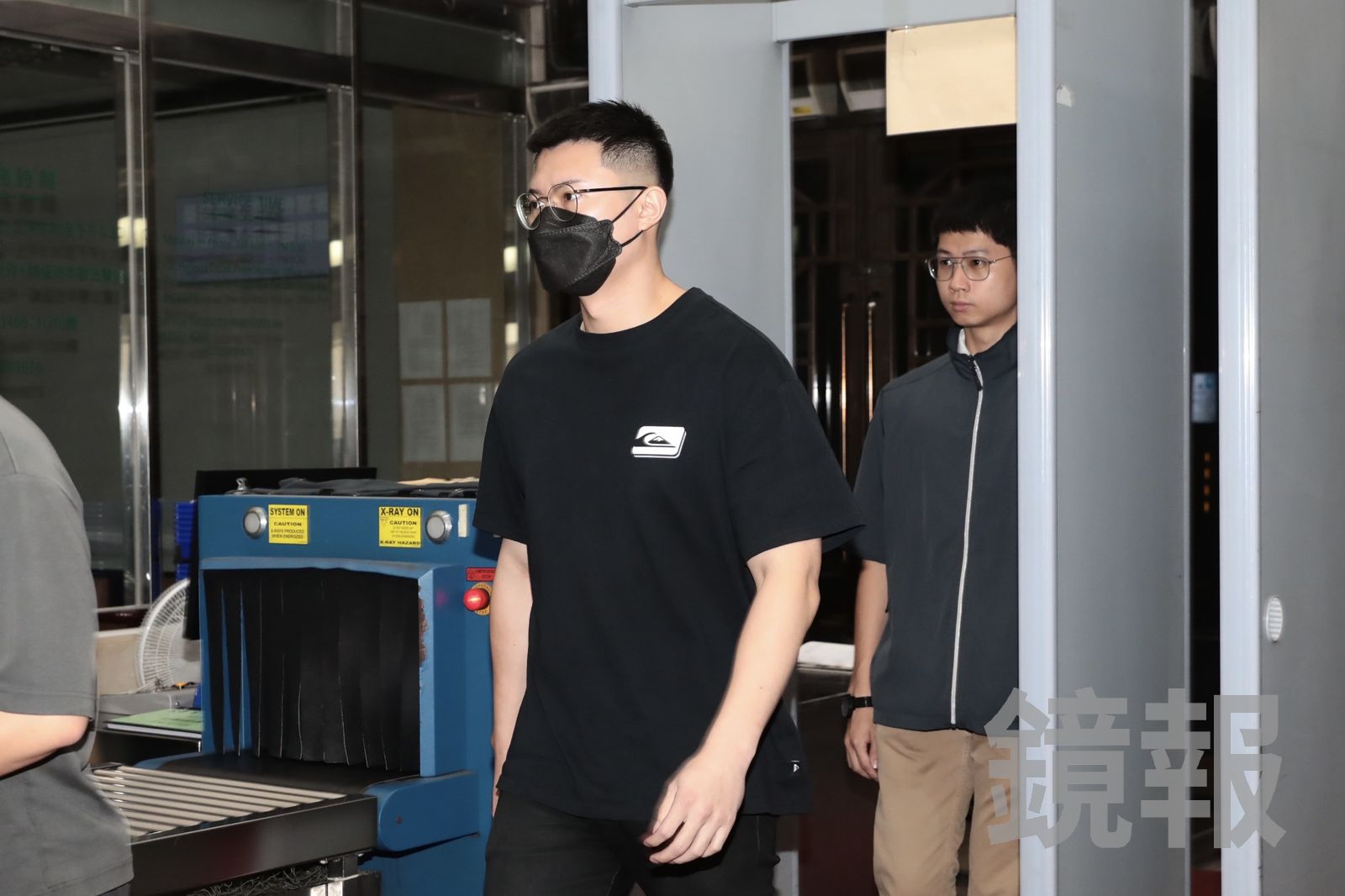 信義分局李姓偵查佐。
