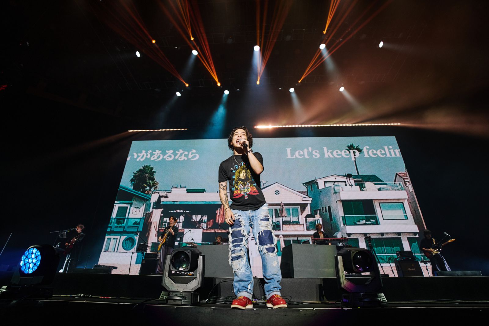 優里雖然沒說什麼中文,今晚卻以一首首夯曲獻給台灣歌迷。大鴻藝術BIG ART/超級圓頂SUPER DOME提供