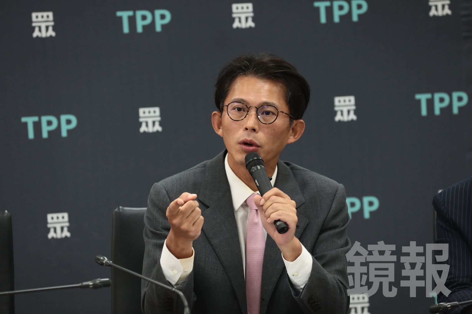 藍力推「停砍公教年金」 黃國昌籲「停下腳步思考」:下週報告民眾黨態度