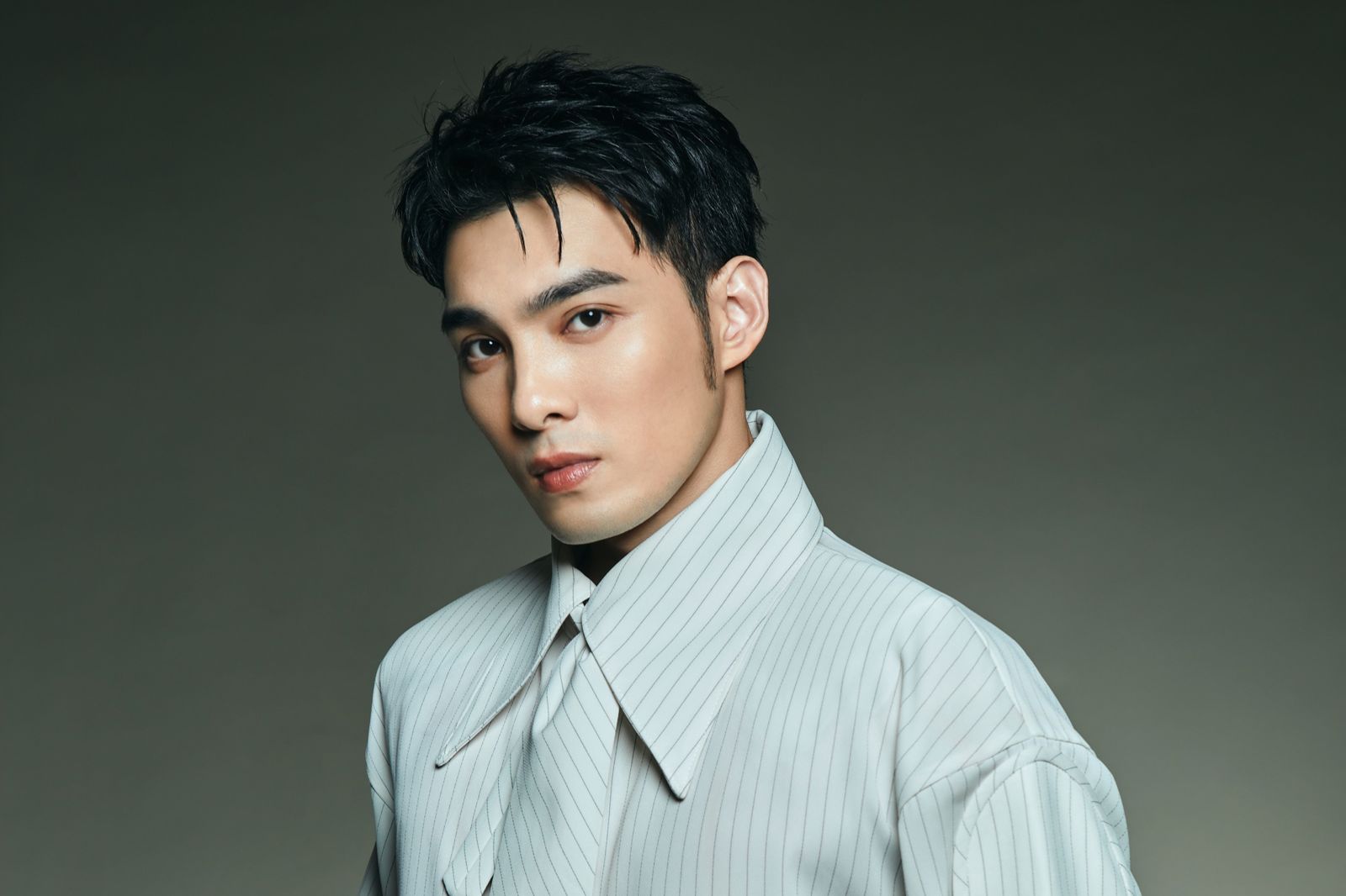 黃偉晉愛貓臨終倒地身旁　守遺體聽江美琪歌悲慟痛哭