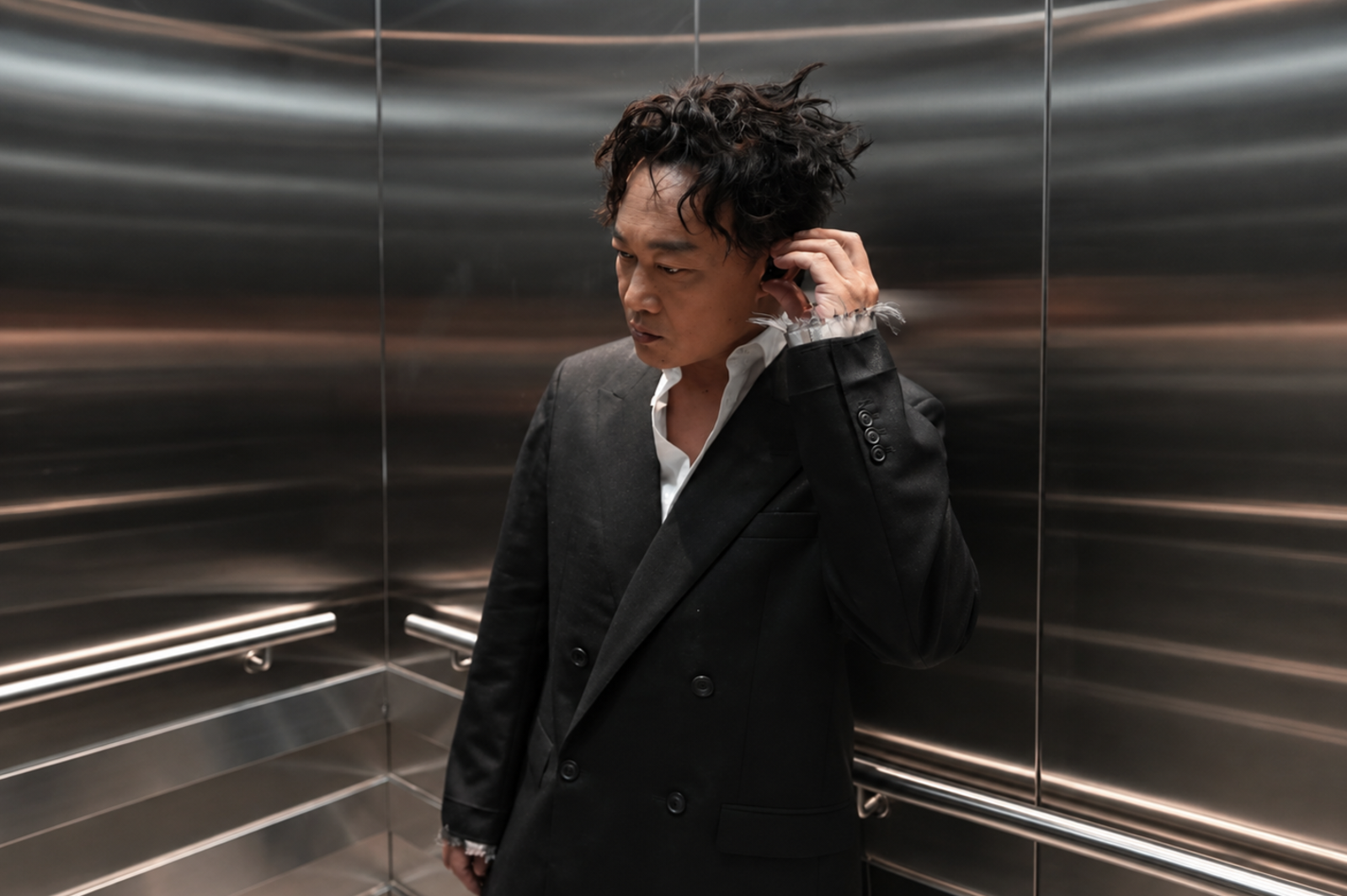 陳奕迅受訪坦言,早期部分歌曲音調太高,為了呈現更好的演唱效果,決定主動降KEY。圖/翻攝mreasonchan IG